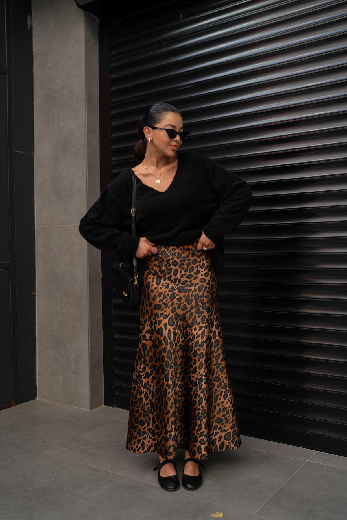 Coffee Elastic Waist Leopard Pattern Satin Skirt - Görsel 3