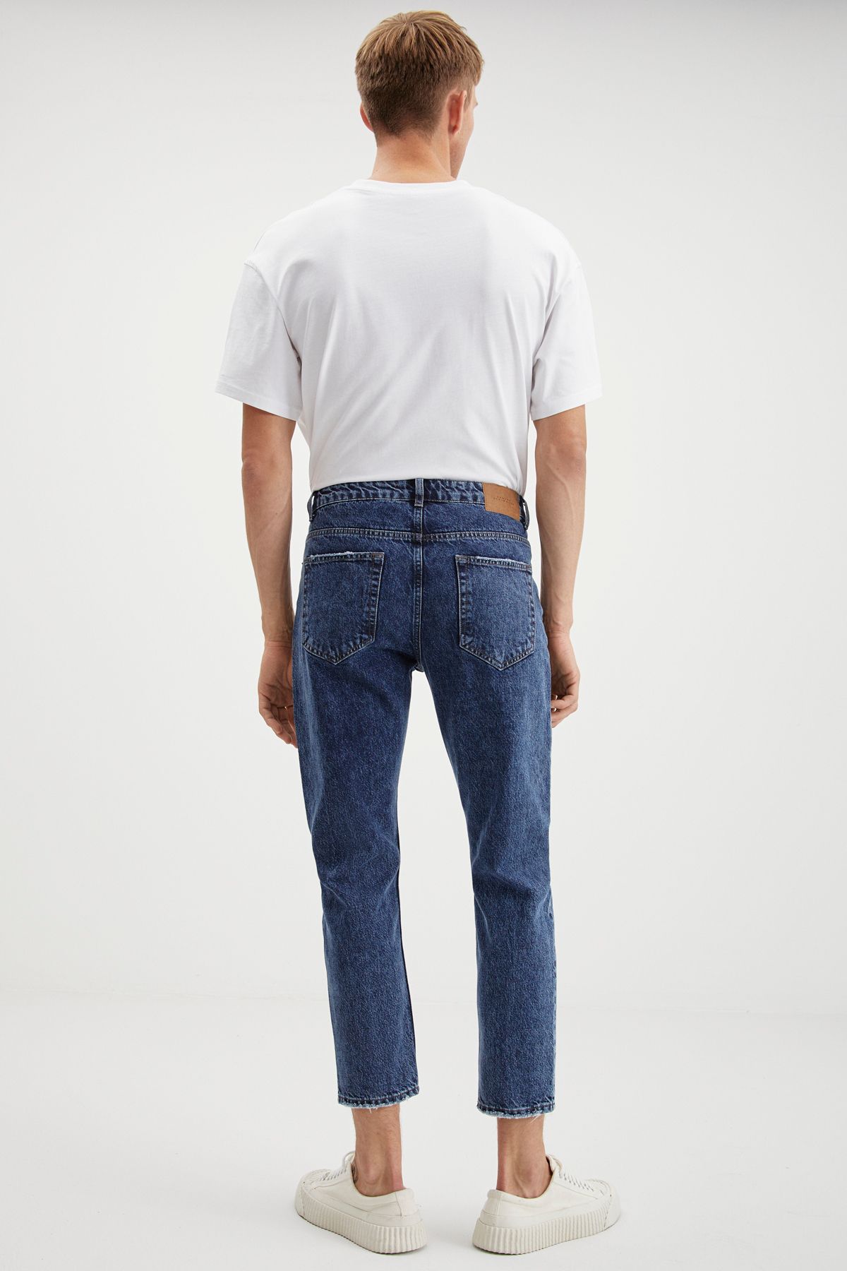 GRIMELANGE-Gilberto Męskie Jeansy Carrot Fit Carrot Leg Zniszczone Sprane Grube Teksturowane Niebieskie Dżinsy Denim 7
