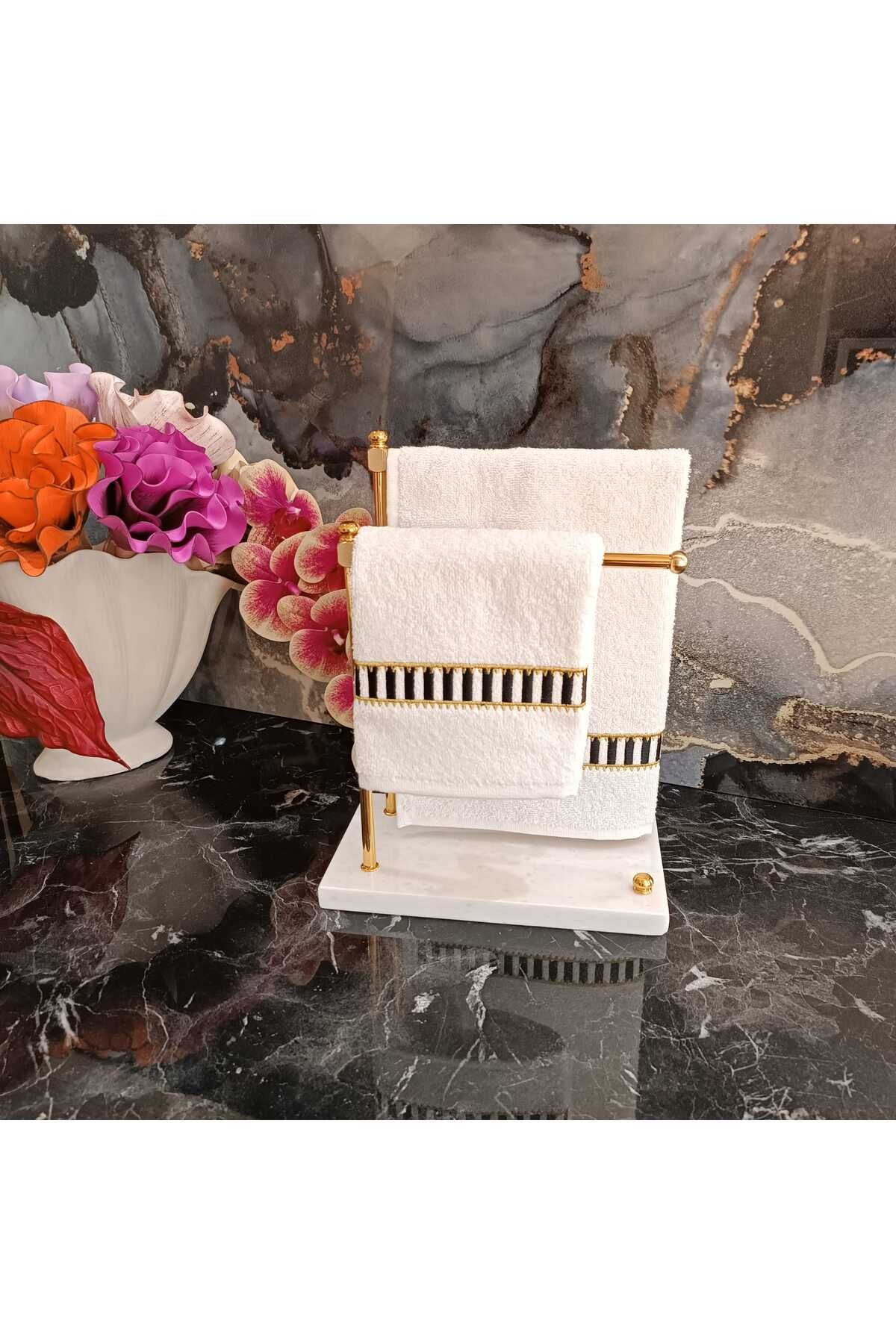 Pip Studio Desenli Siyah Beyaz Ve Gold Detaylı Nakışlı Dekoratif Mutfak Ve Banyo Havlusu 2 Adet