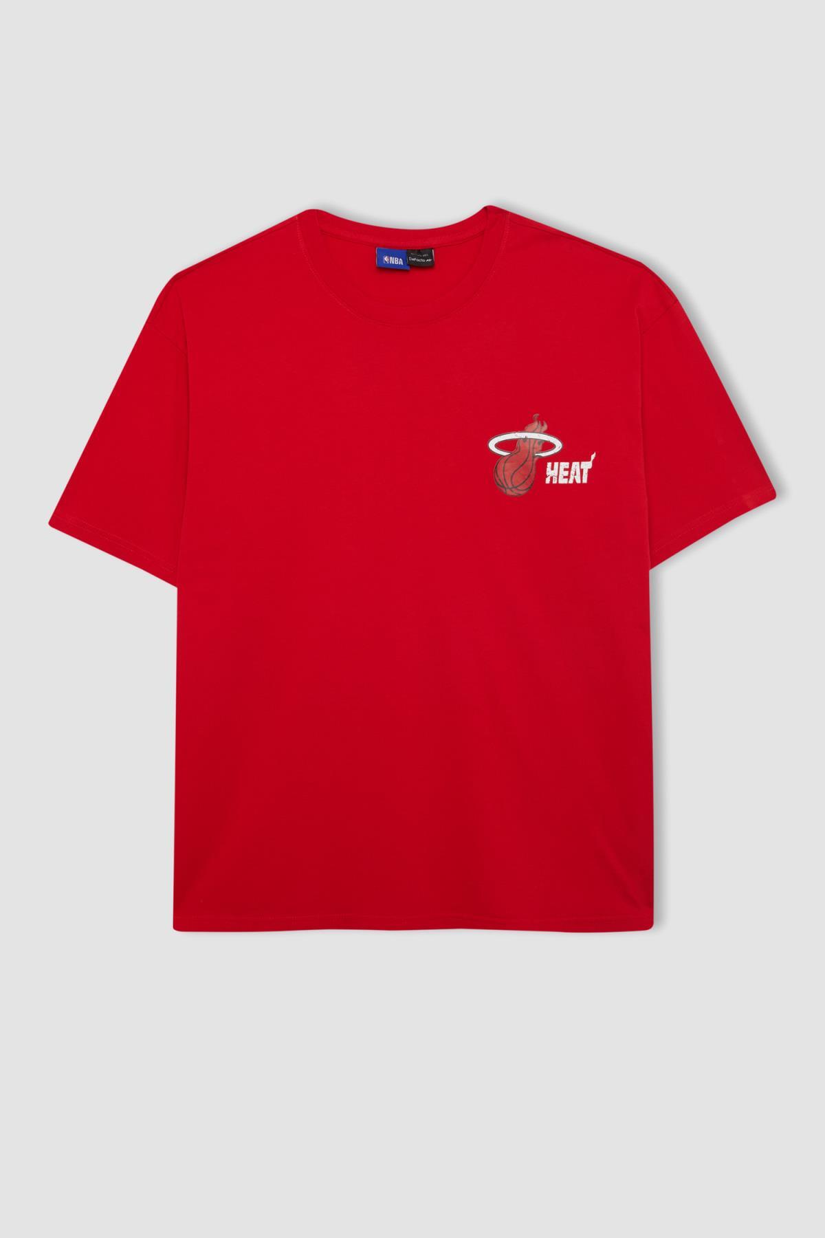 تیشرت آستین کوتاه Fit Nba Miami Heat Boxy Fit Crew B9900ax24sm