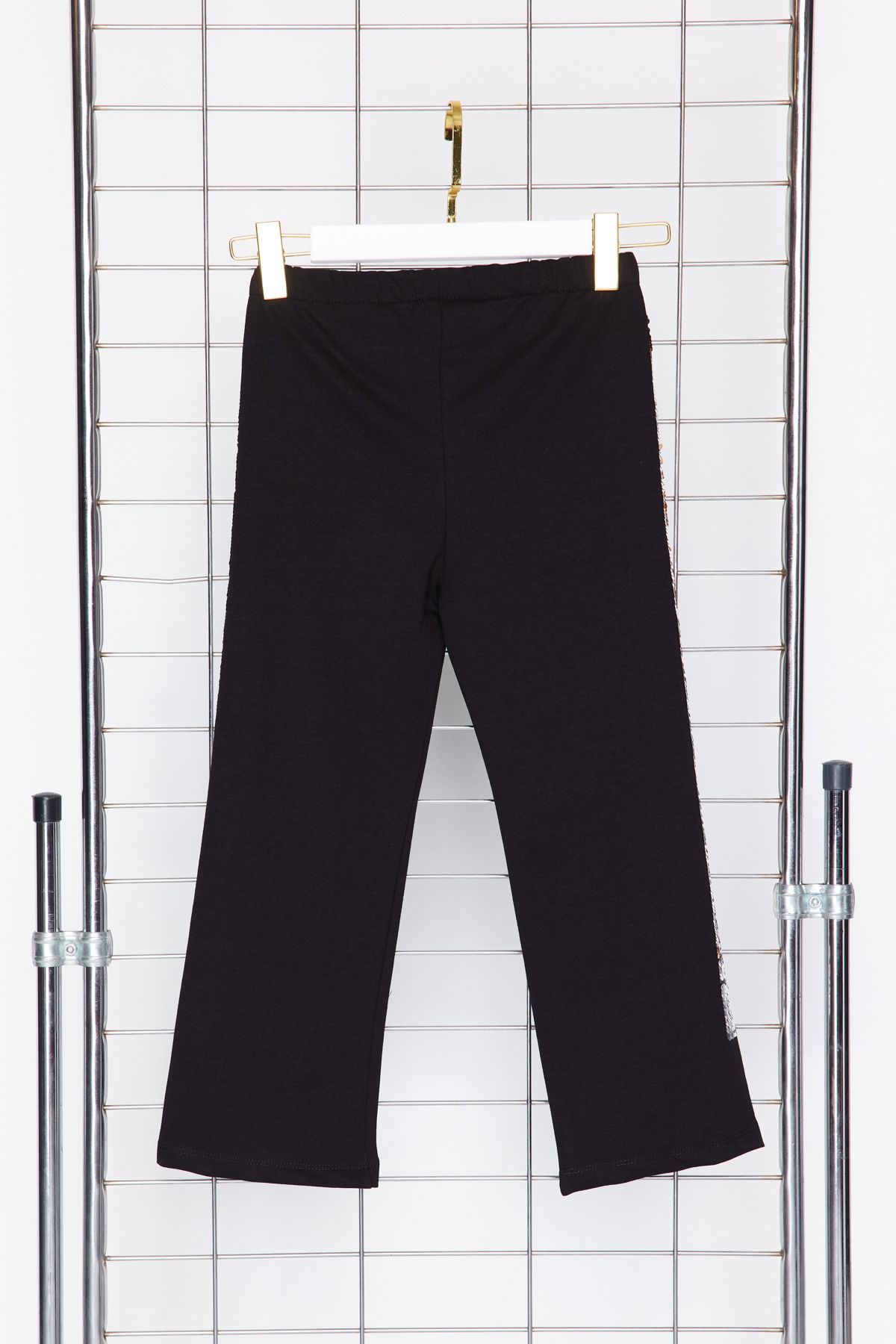TRENDYOLKIDS-Dziewczęce czarne legginsy z szerokimi nogawkami - haftowane cekiny, dzianina bawełniana Tkdss24Ta00006 8