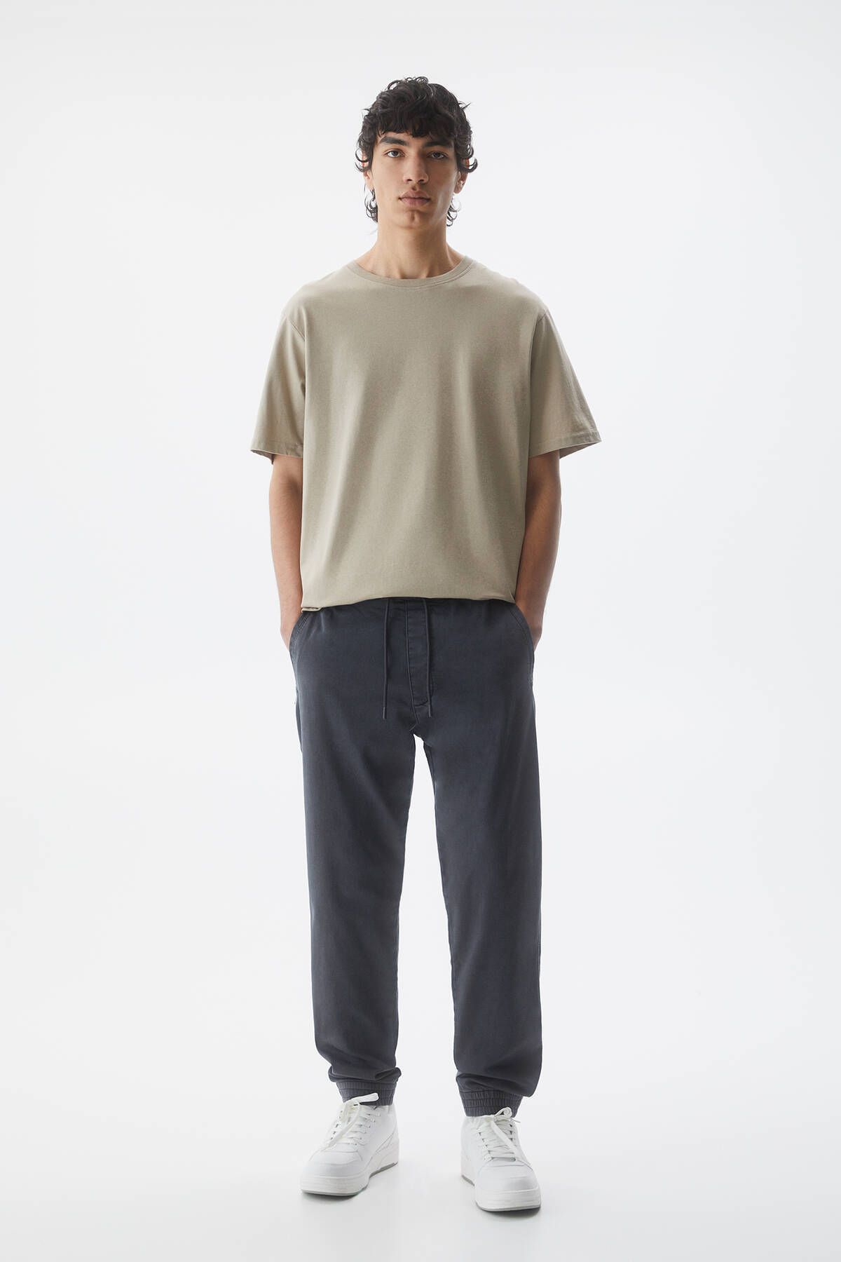 شلوار جاگر تریکو نرم بیسیک پل اند بیر Pull & Bear
