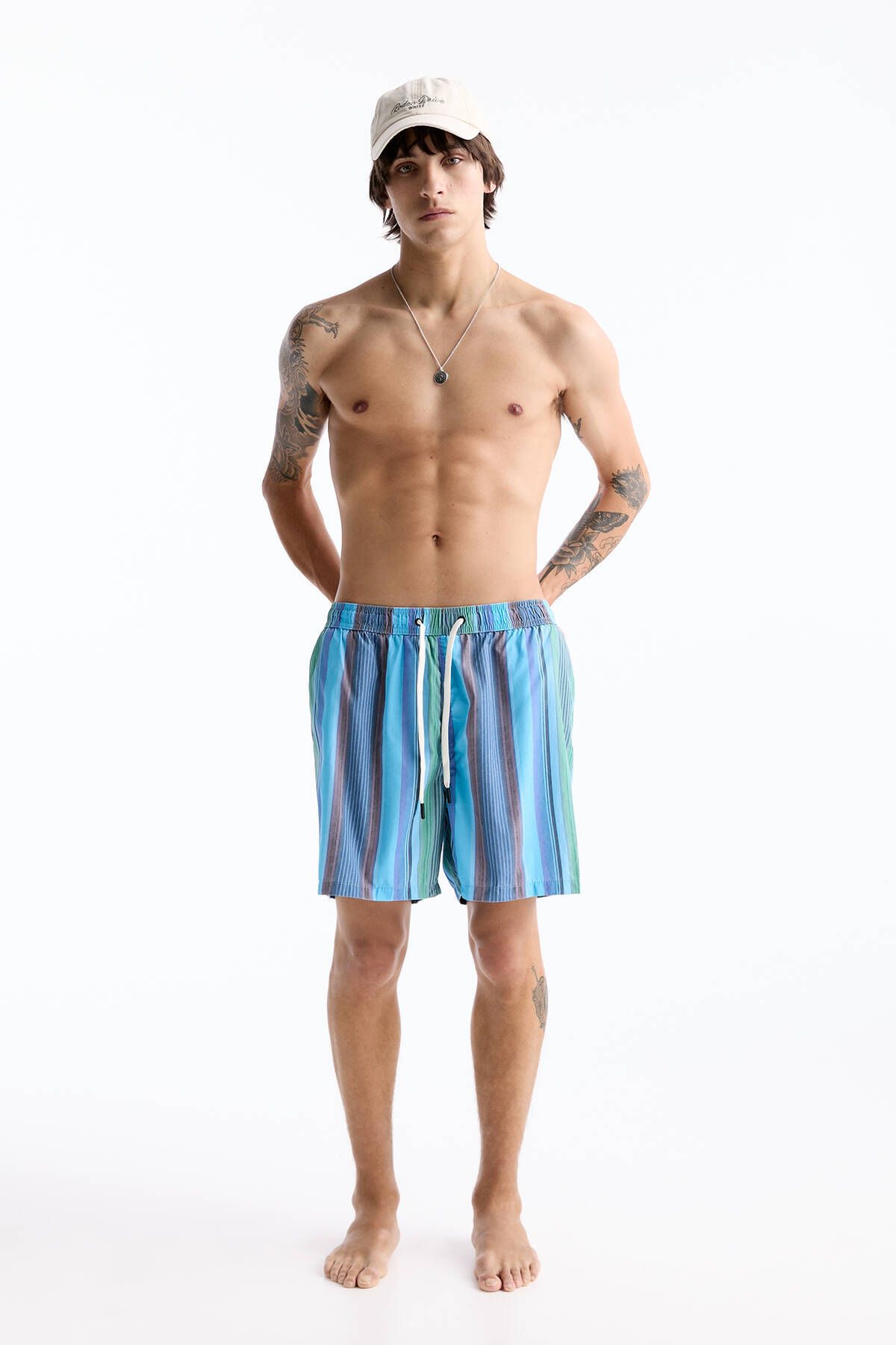 Шорты Pull & Bear Swim с синими полосками и лейблом STWD 04804527