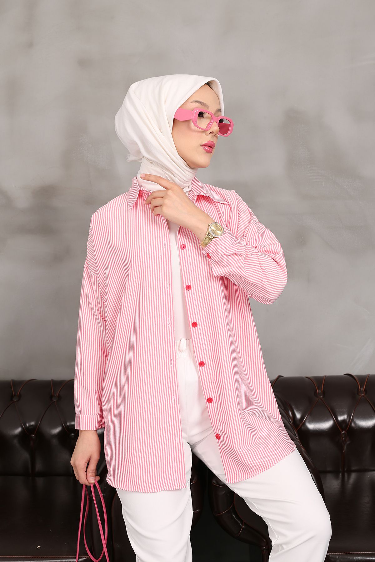 complete the look image