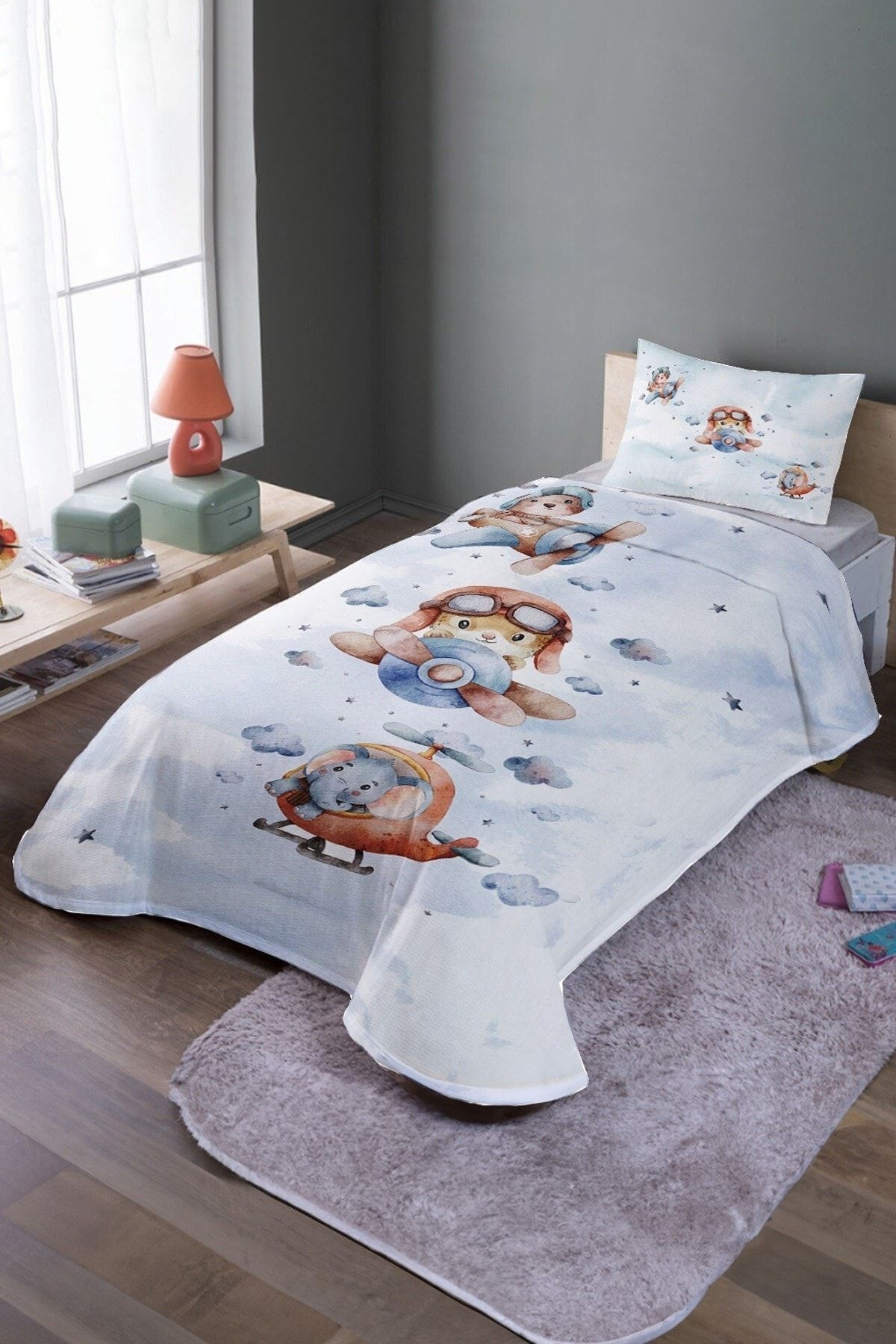 EVPANYA-Traveler Pilots in the Clouds Patterned Single Pique Set and Bedspread 1