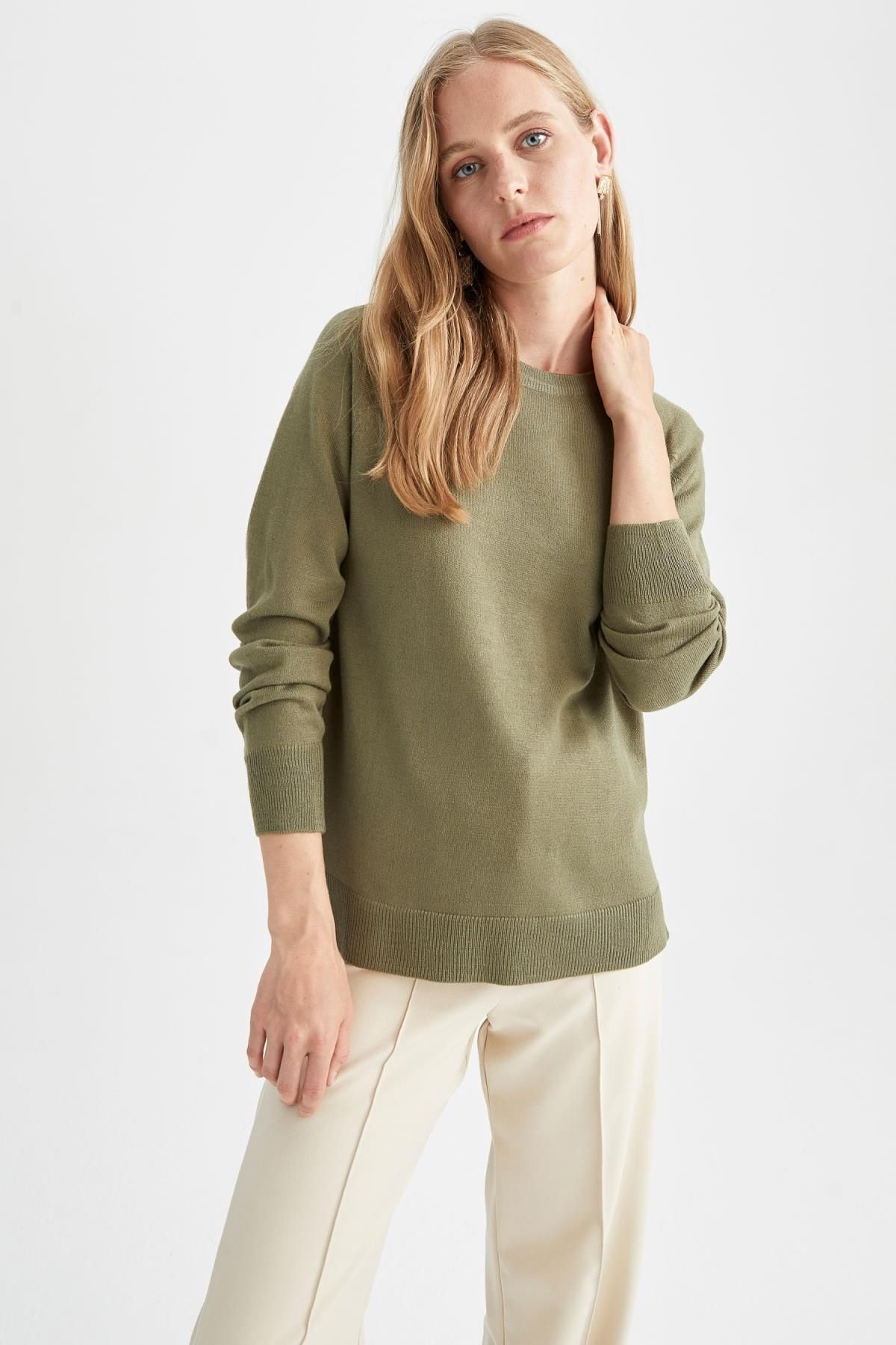 DeFacto-Extra Soft Cashmere Textured Crew Neck Sweater - Regular Fit I6913az22wn 3