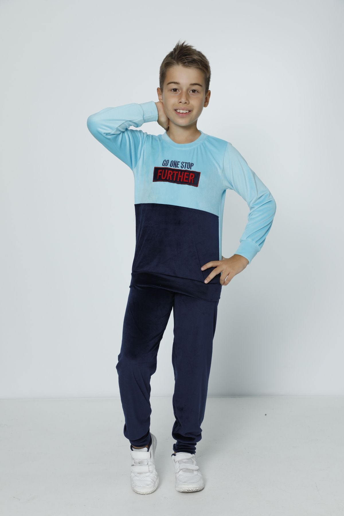 Ponki-Set de pijamale din catifea pentru copii 3