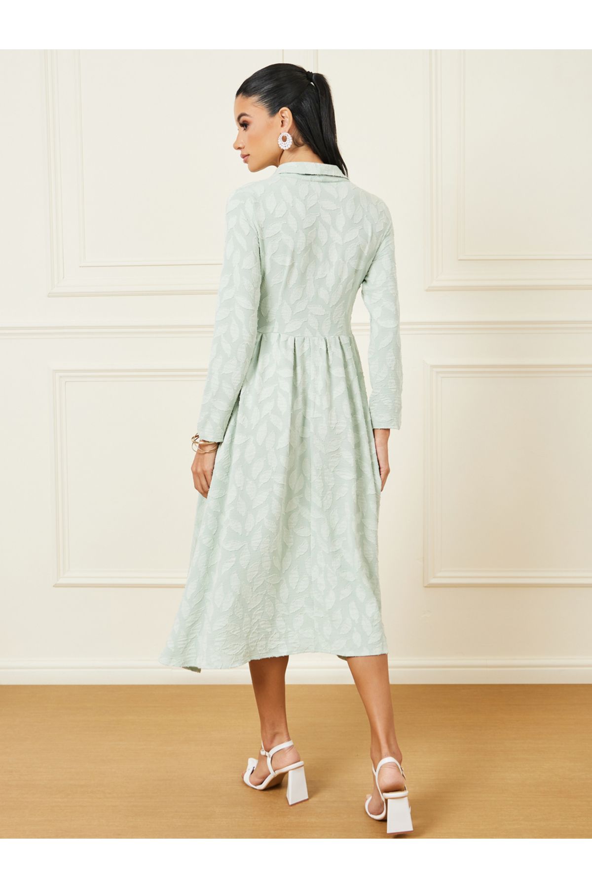 Styli-Burnout Texture Button Detail A-Line Midi Dress 4