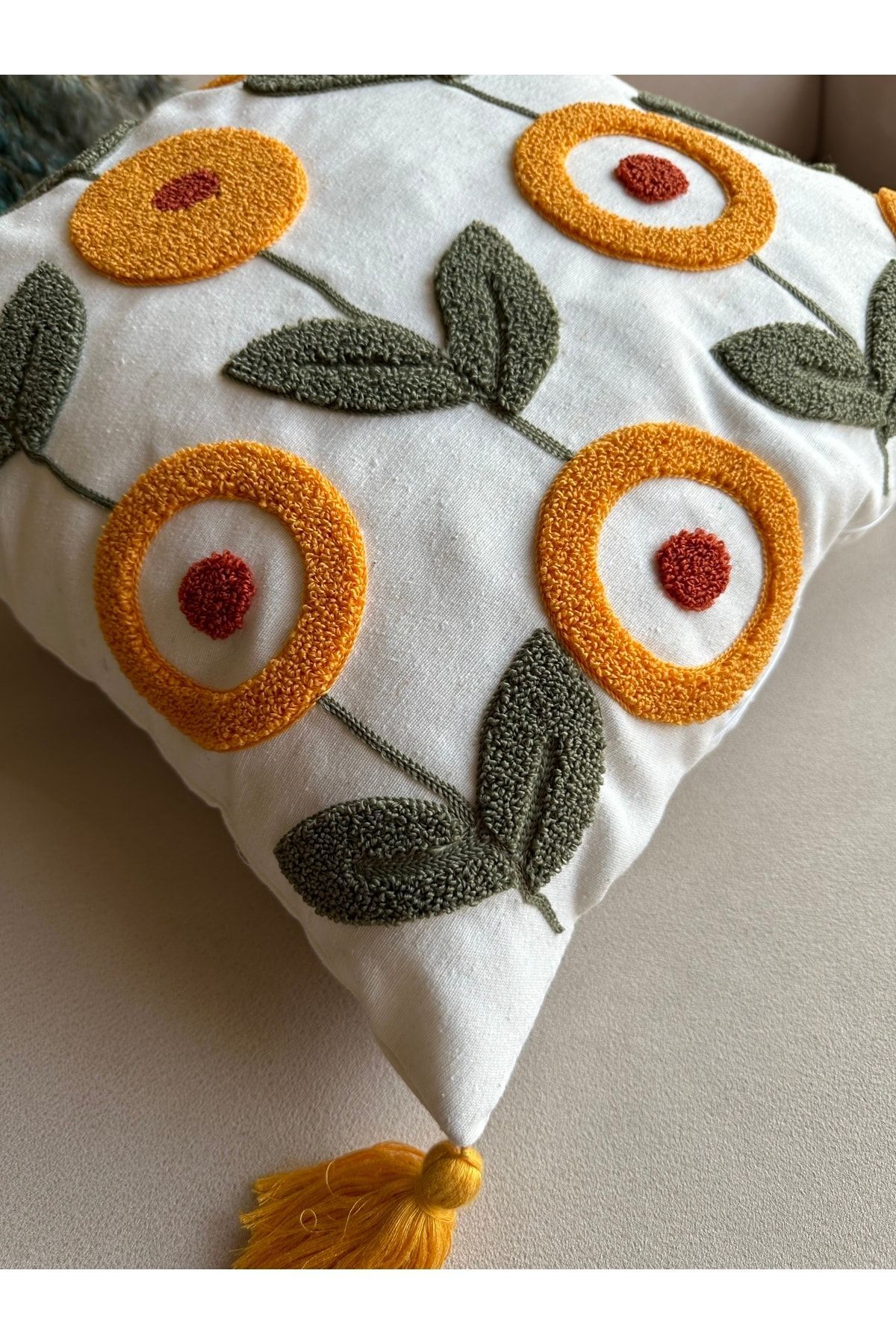 Reset-Bugi Home Collection Punch Embroidered Throw Pillow Cover 4