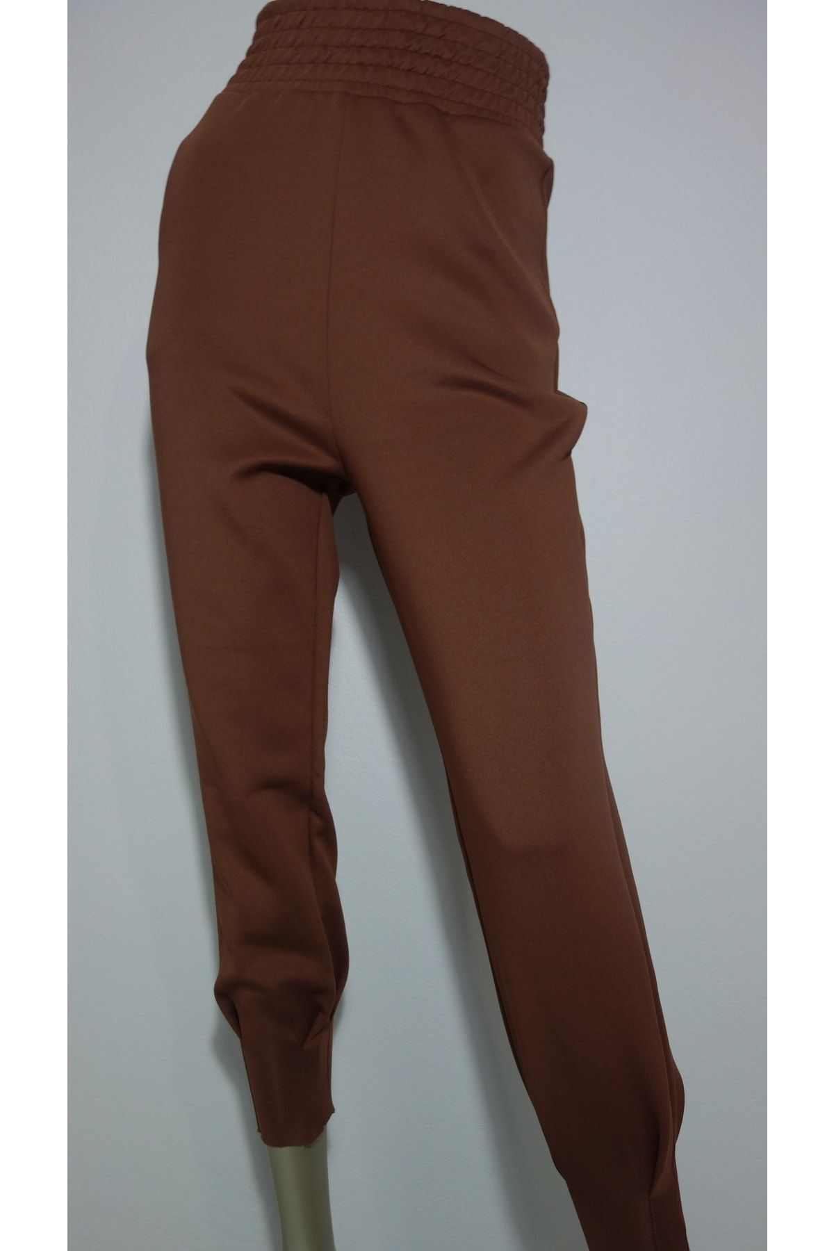 SYS BASIC-Scuba Fabric Sweatpants 4
