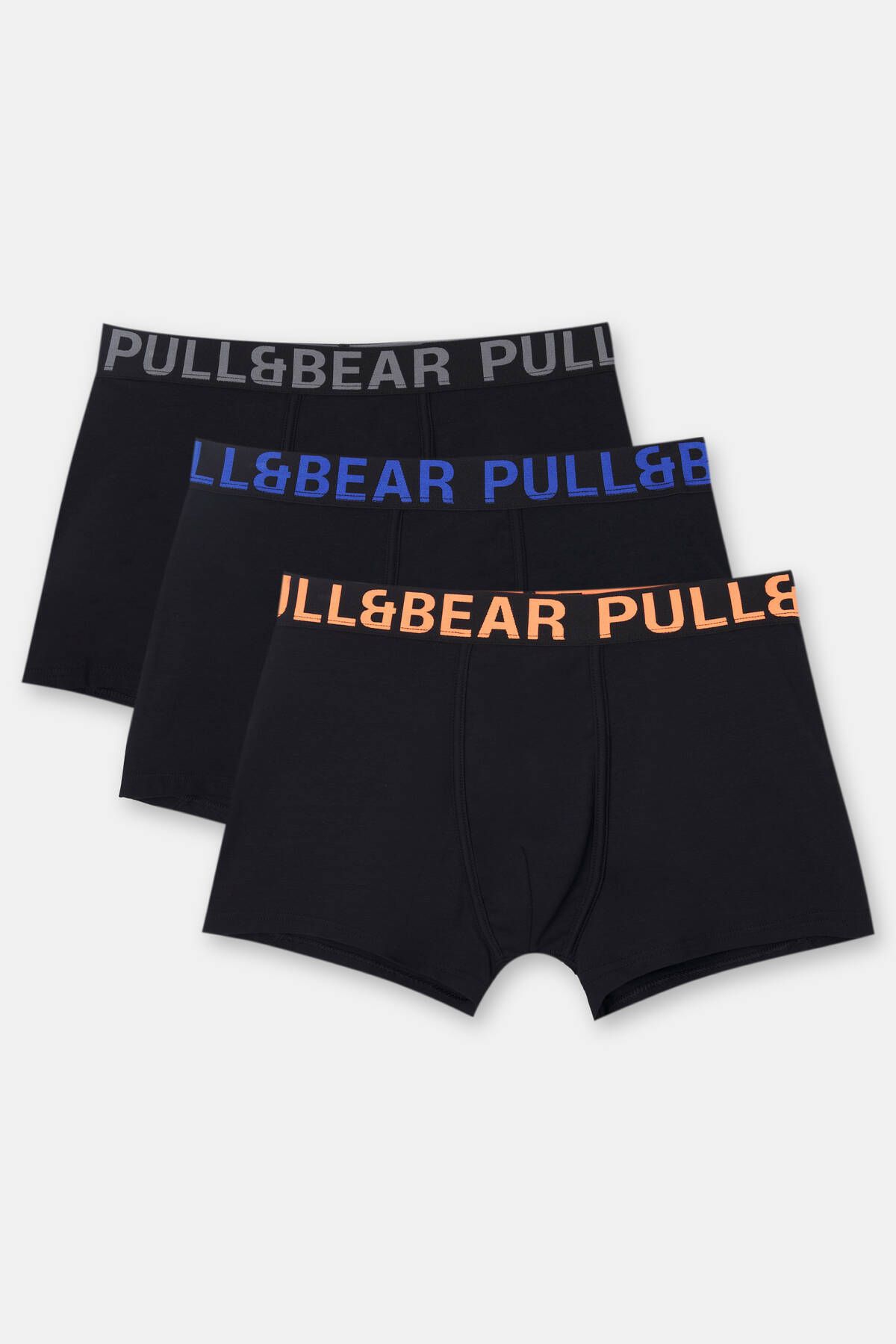 Набор из трех черных боксеров Pull & Bear с неоновым логотипом 07861563