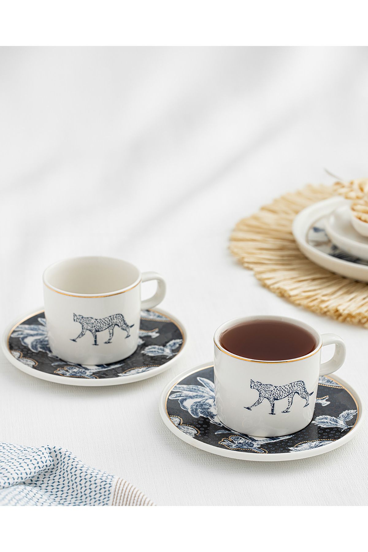 English Home Toile Panther Bone Фарфоровый набор из 4 чашек на 2 персоны, темно-синий 10038474