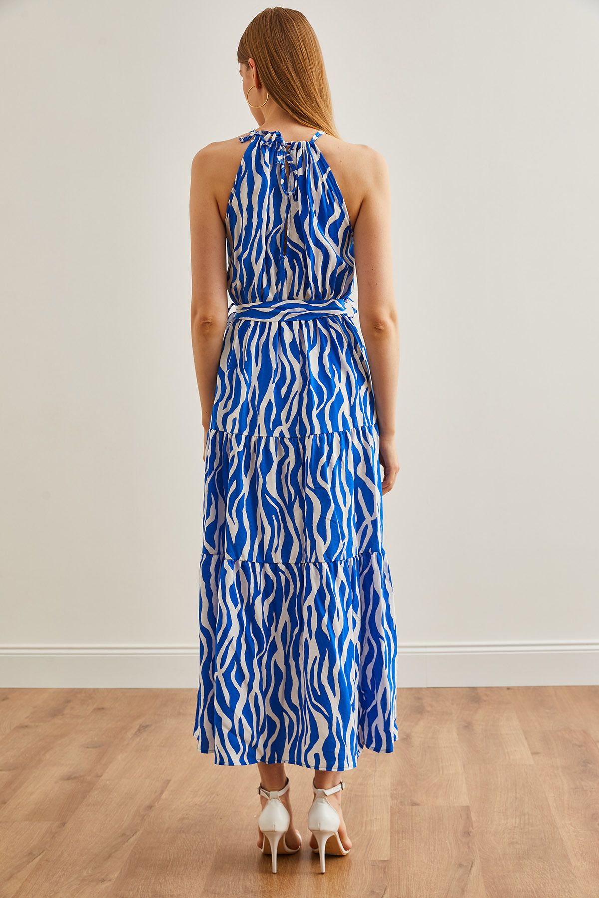 Kadın Zebra Saks Mavi Halter Yaka Kuşaklı Dokuma Viscon Elbise ELB-19001548