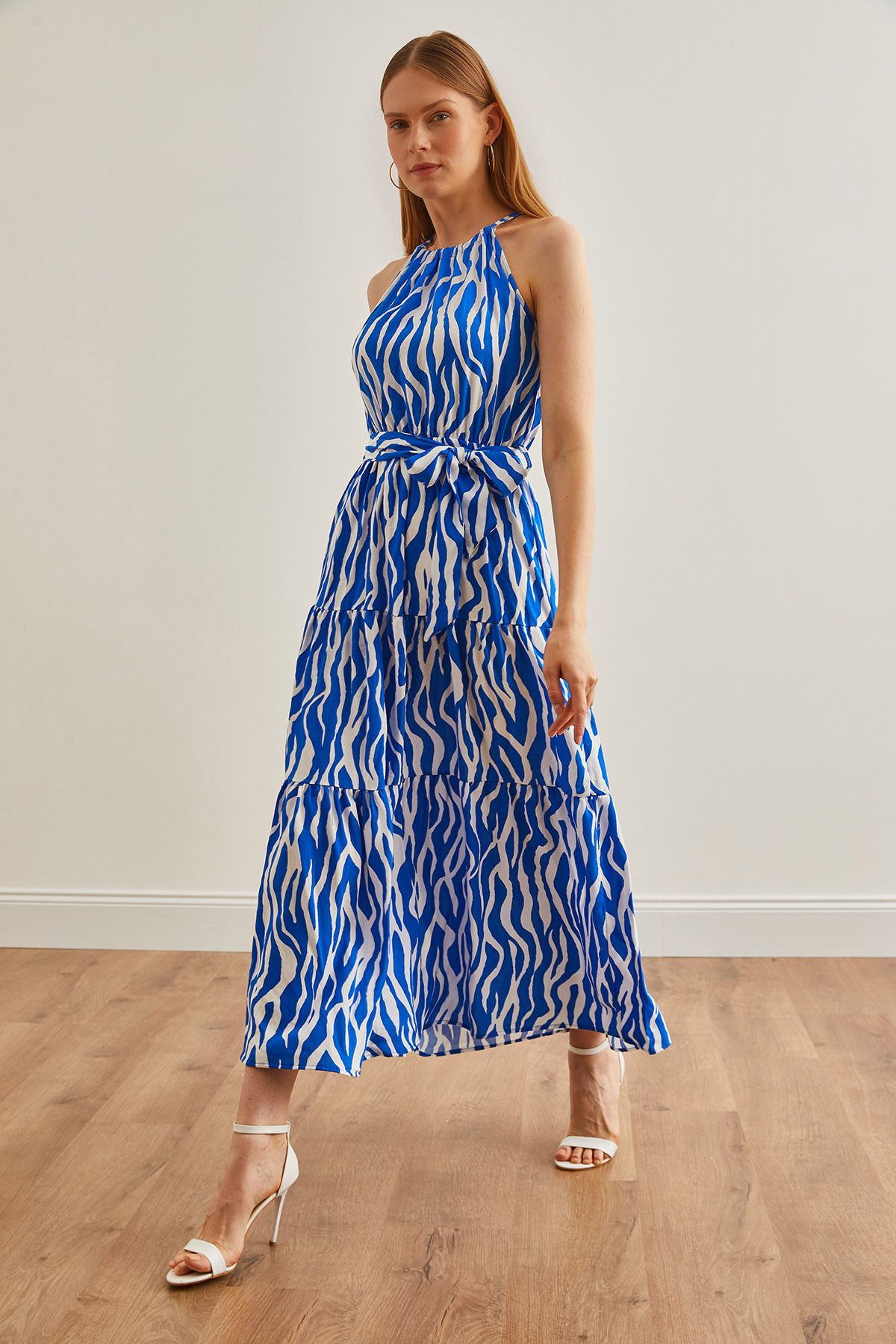 Kadın Zebra Saks Mavi Halter Yaka Kuşaklı Dokuma Viscon Elbise ELB-19001548