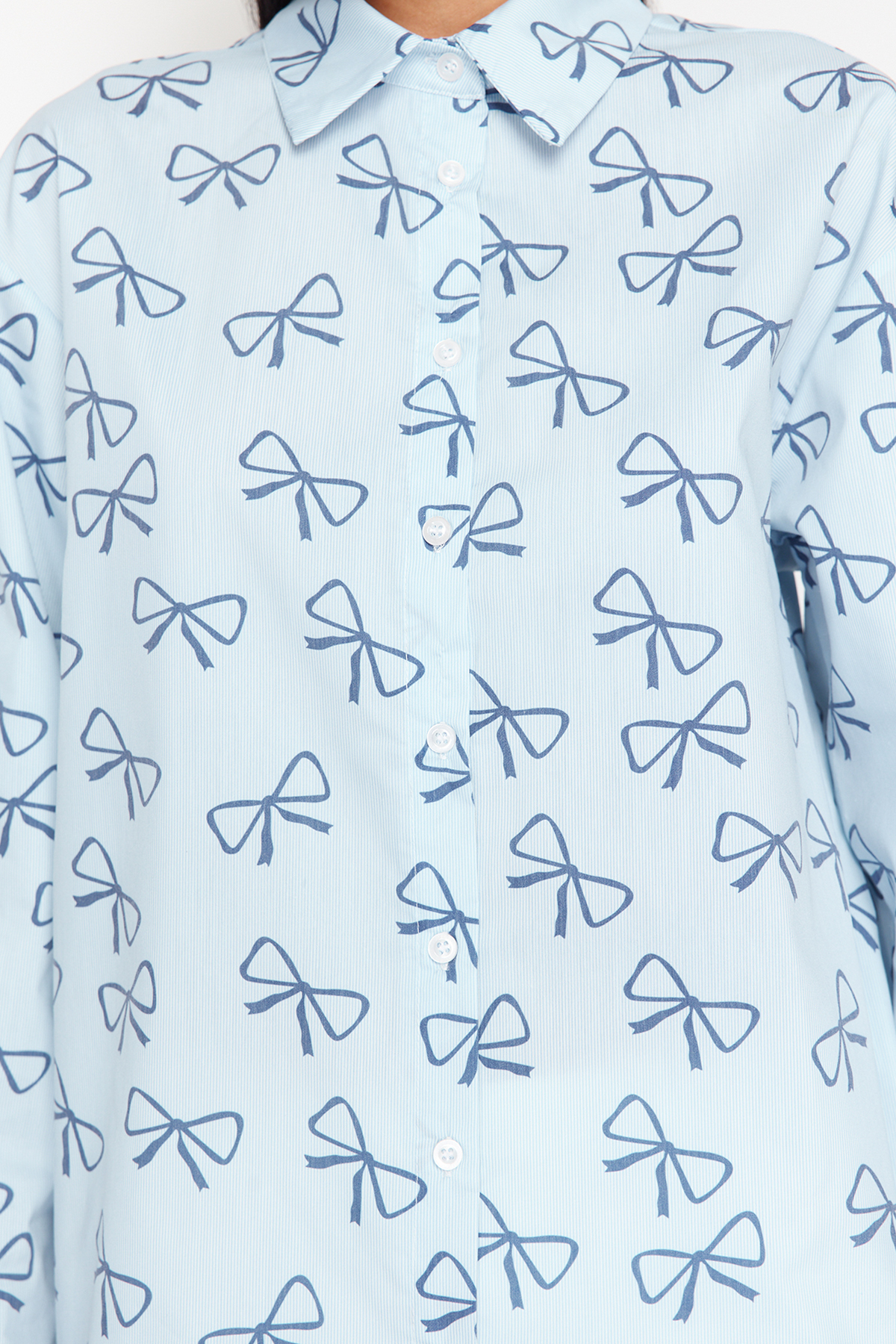 Trendyolmilla  Mavi Fiyonk Desenli Çizgili Oversize Geniş Kalıp Dokuma Gömlek TWOSS24GO00198 - Görsel 5