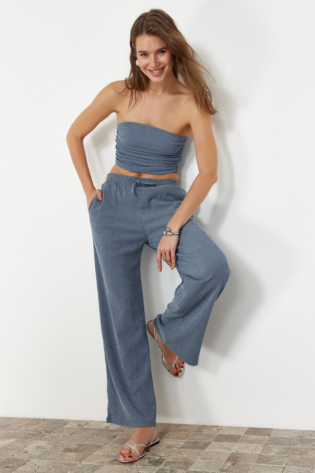 Trendyol Collection-Ευέλικτο πλεκτό παντελόνι Premium Indigo με φαρδύ πόδι TWOSS24PL00054 3