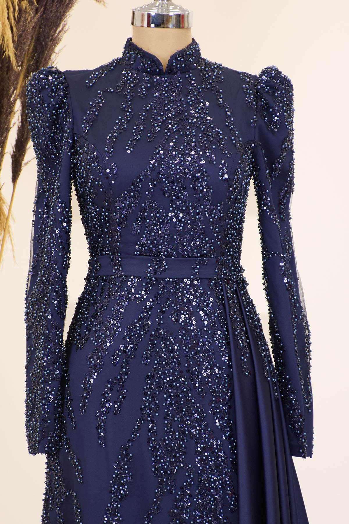 PENNAR Navy Blue Bead Embroidered Pendulum Evening Dress- Trendyol PENNAR Navy Blue Bead Embroidered Pendulum Evening Dress- Trendyol