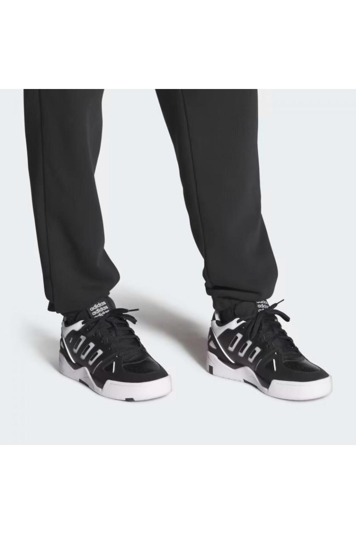 کفش کتانی گاه به گاه تالار J Young Unisex White
