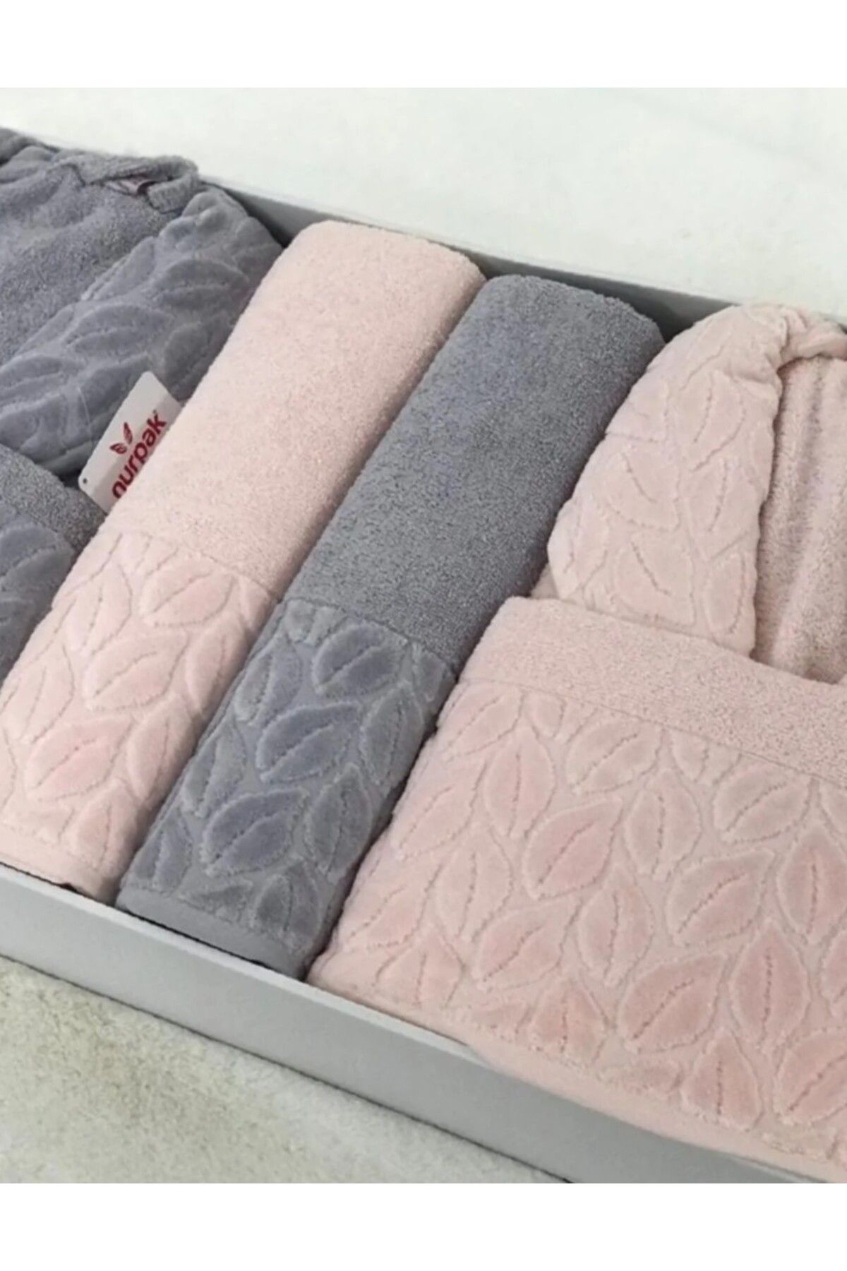 حوله تنپوش (روبدوشامبر) صورتی مردانه و زنانه مجموعه Bathry Hazal 8 قطعه Bathrobe Family Nurpak