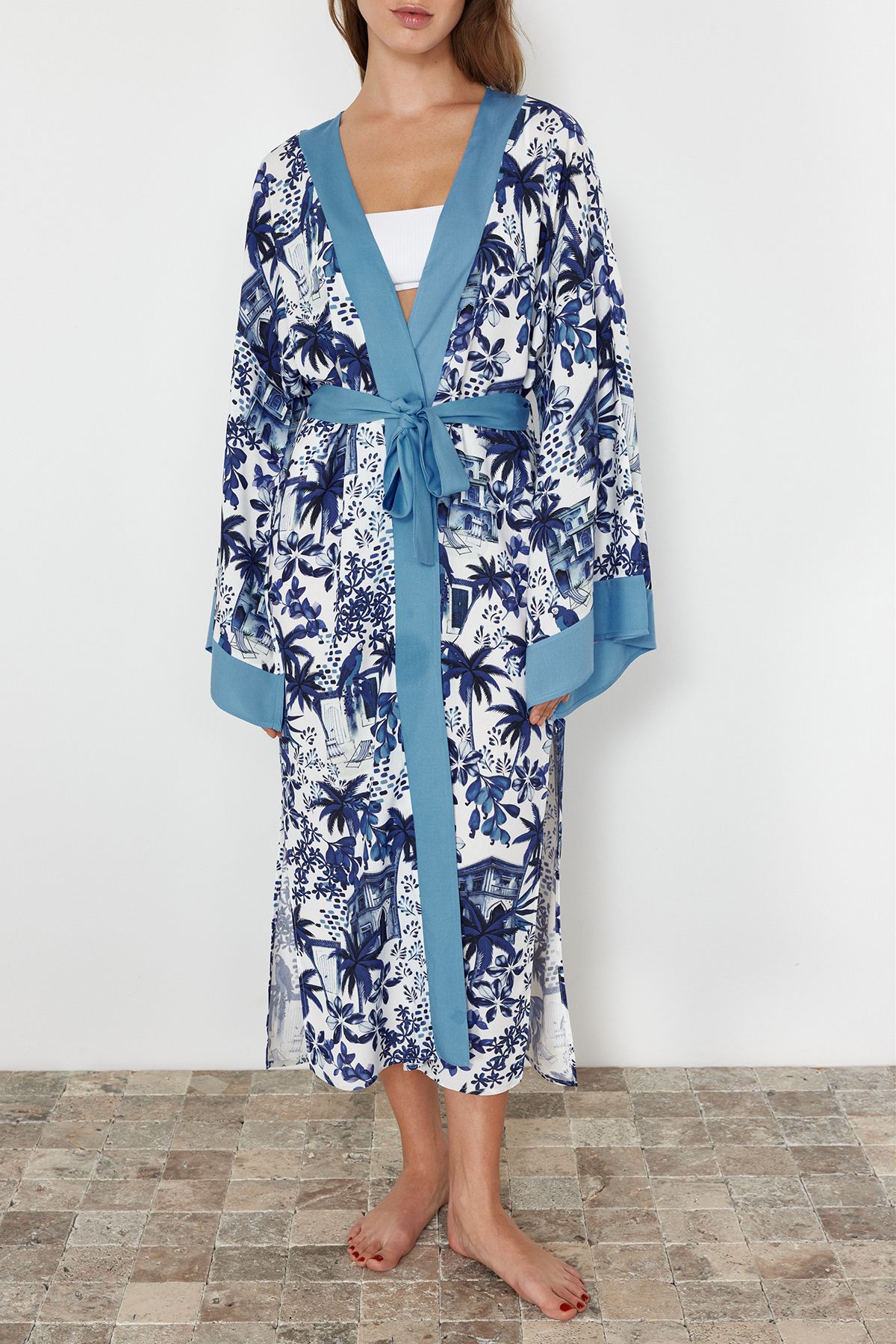 kaftankimono