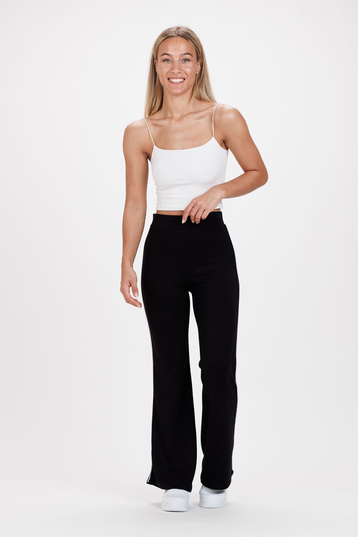 complete the look image
