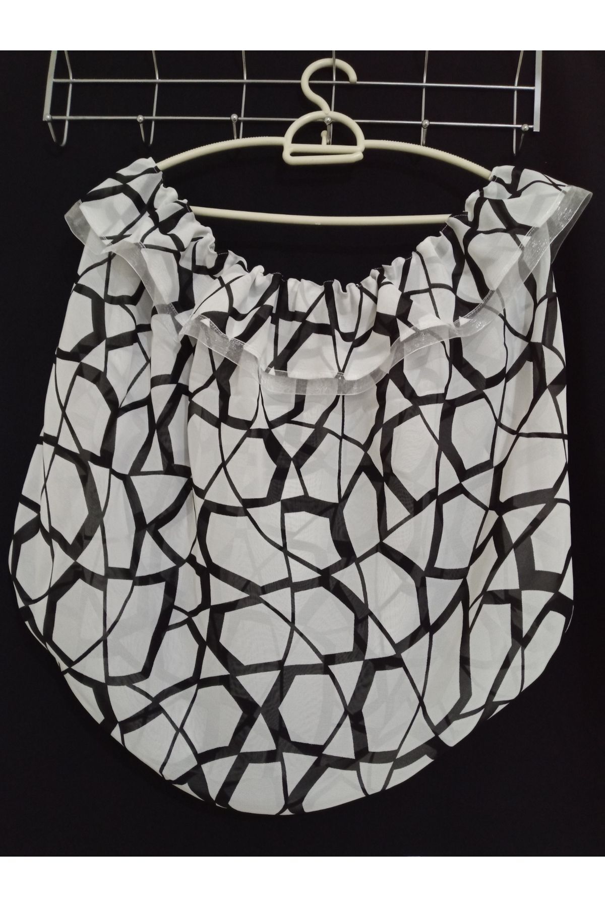 KobalBusiness Kafes Tülü -siyah -beyaz Desenli Beyaz Organze Kurdele Detaylı 145 Cm Genişliğinde Tül.