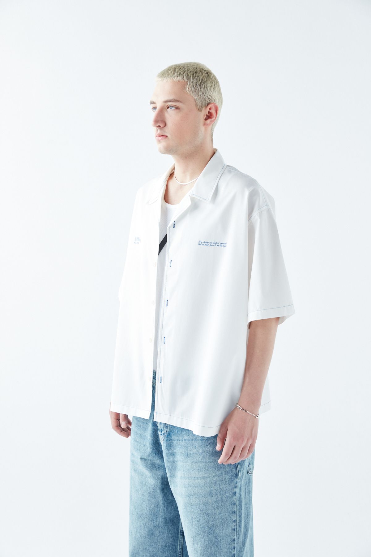 پیراهن / بلوز دکمه دار مردانه دوخت بازوی کوتاه Oversize ECRU VAMOSCLO
