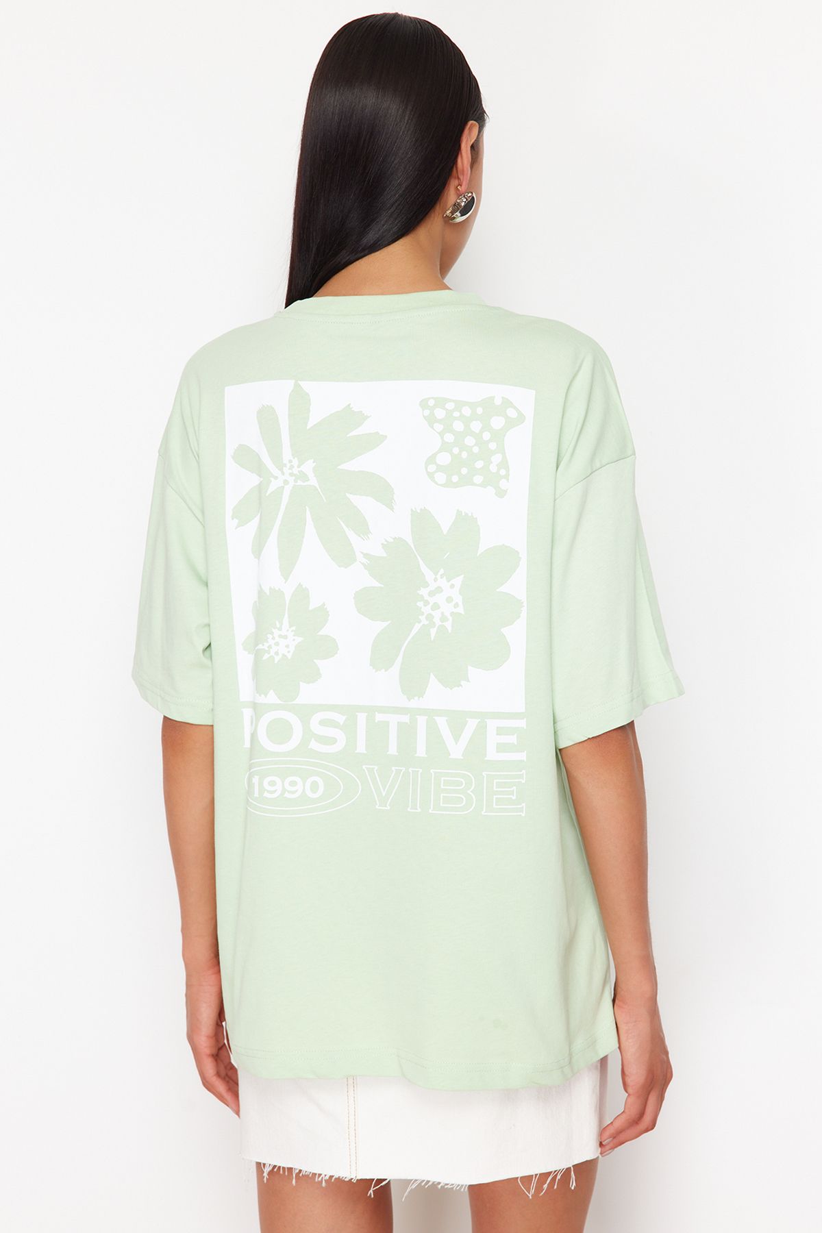 Trendyol Collection-Mint Back Print Oversize/Wide Mold Crew Crew Pletené tričko TWOSS23TS00321 6