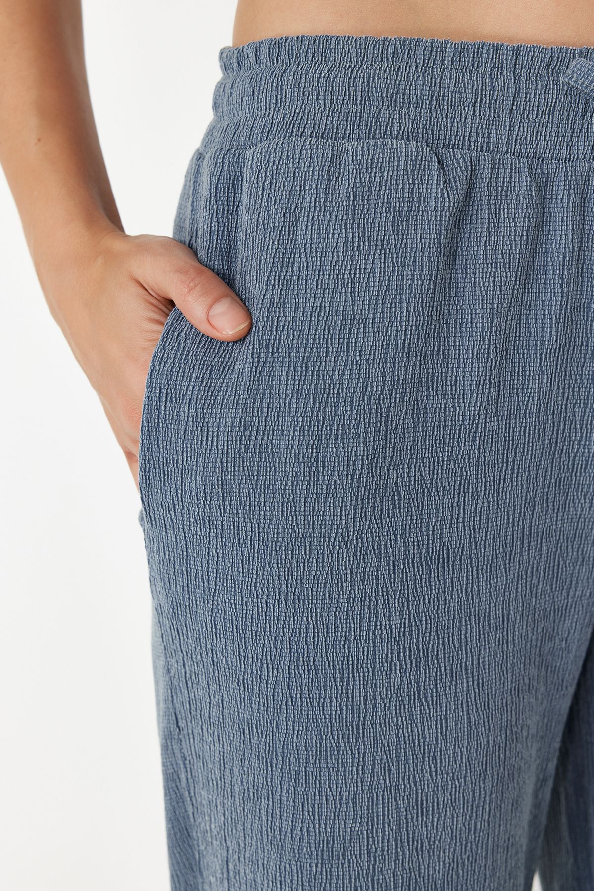 Trendyol Collection-Ευέλικτο πλεκτό παντελόνι Premium Indigo με φαρδύ πόδι TWOSS24PL00054 5