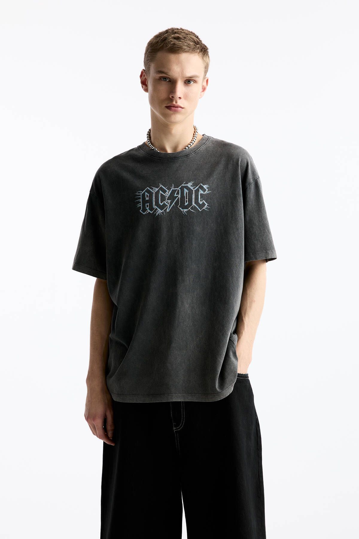 T shirt c en a online