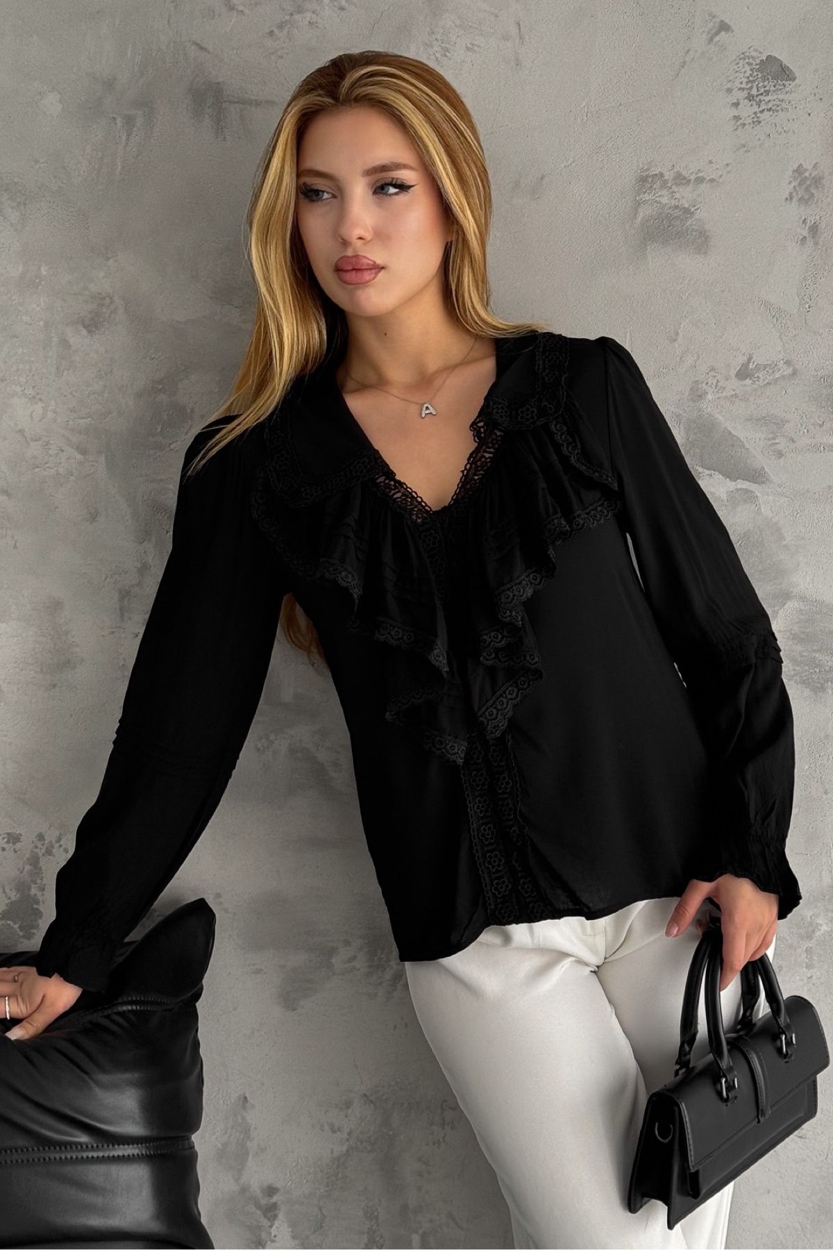 FEMELLE-Schwarze Rüschenbluse für Damen 6