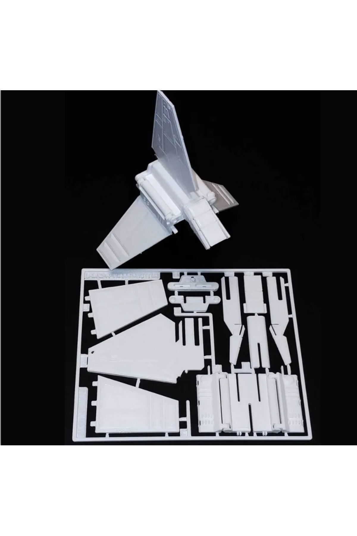 Internos Design-Star Wars Lambda-Class Imperial Shuttle Spaceship Model Kit Card 3