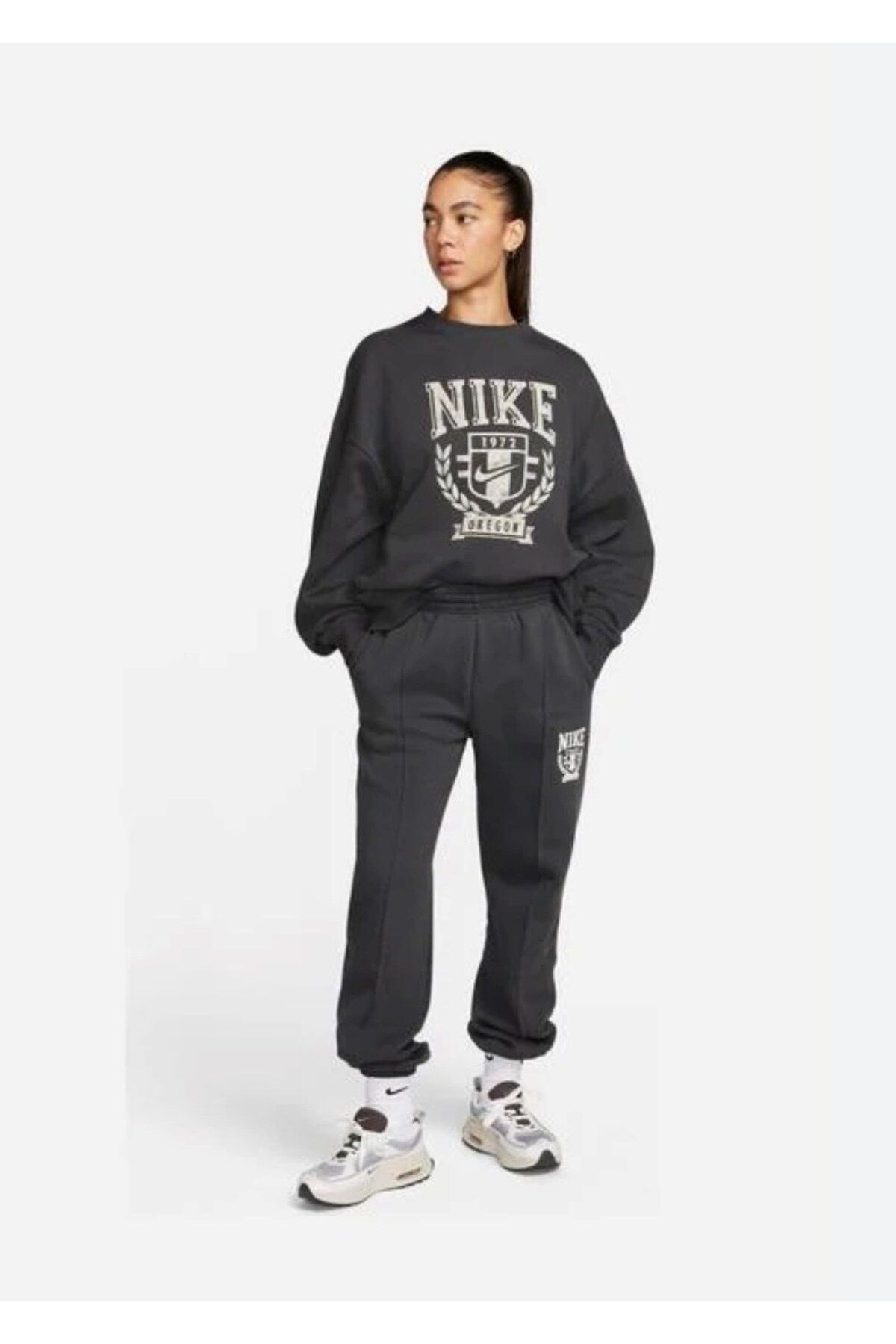 Nike Sportswear Fleece Oversized Crew Varsity Kad n Sweatshirt