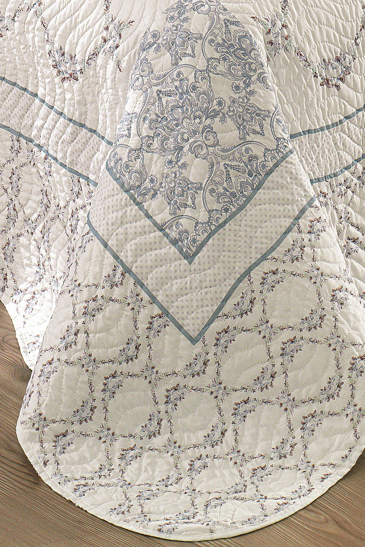 Örtüm-Lisa Quilted Double Bedspread 4