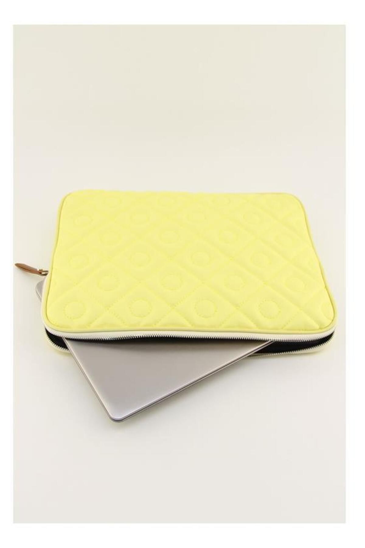 QUB CLUB-Unisex Yellow Quilted Mac Book Air Pro 14 Inch Computer Notebook Case 4