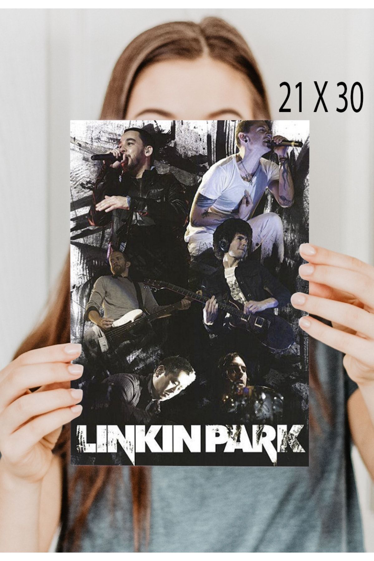 Luna Marissa Linkin Park Poster - Çerçevesiz Parlak Kağıt Duvar