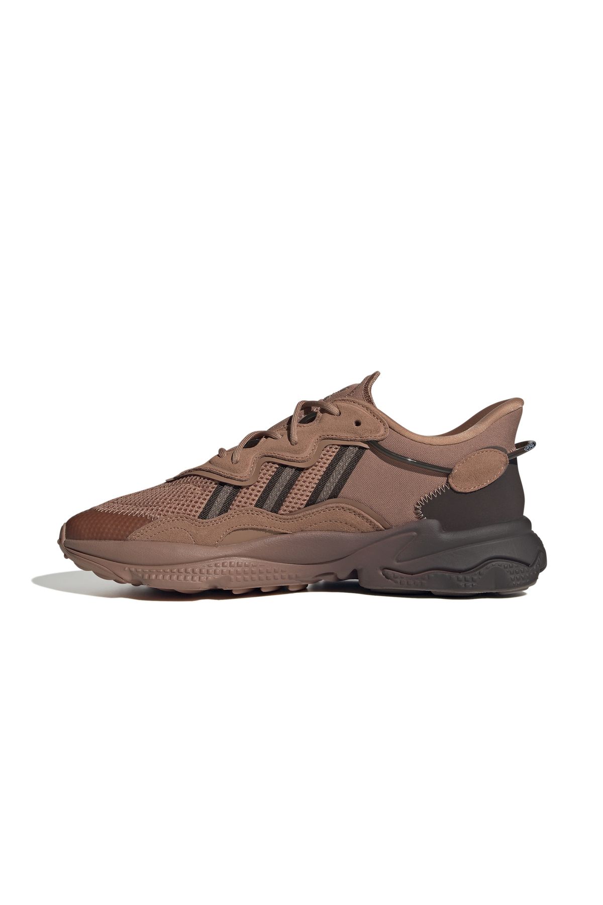 کفش پیاده روی نارنجی زنانه کاشی ورزشی Ozweego Daily adidas