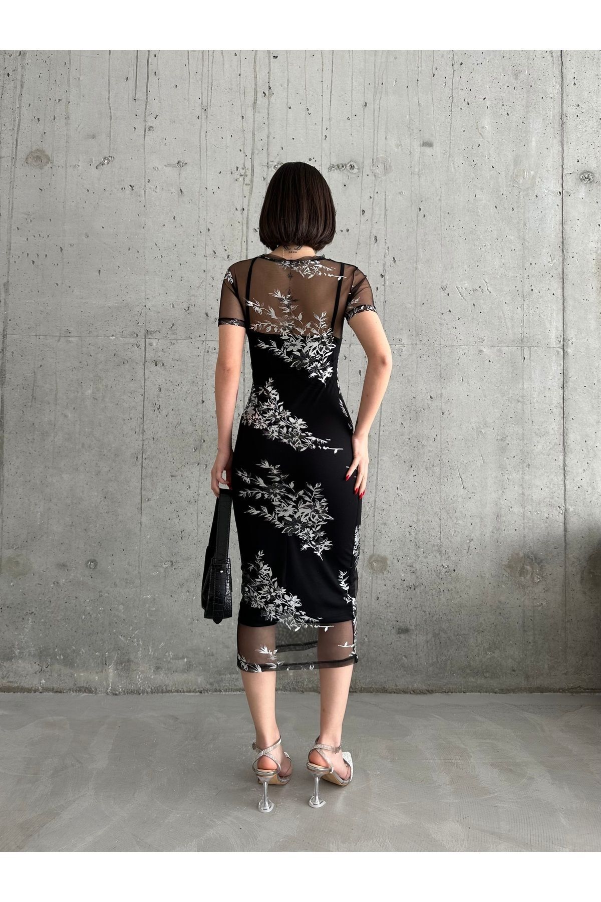 https://cdn.dsmcdn.com/ty1330/product/media/images/prod/QC/20240525/19/c8db6e02-77d5-3b30-b731-8dc6e74a7923/1_org_zoom.jpg