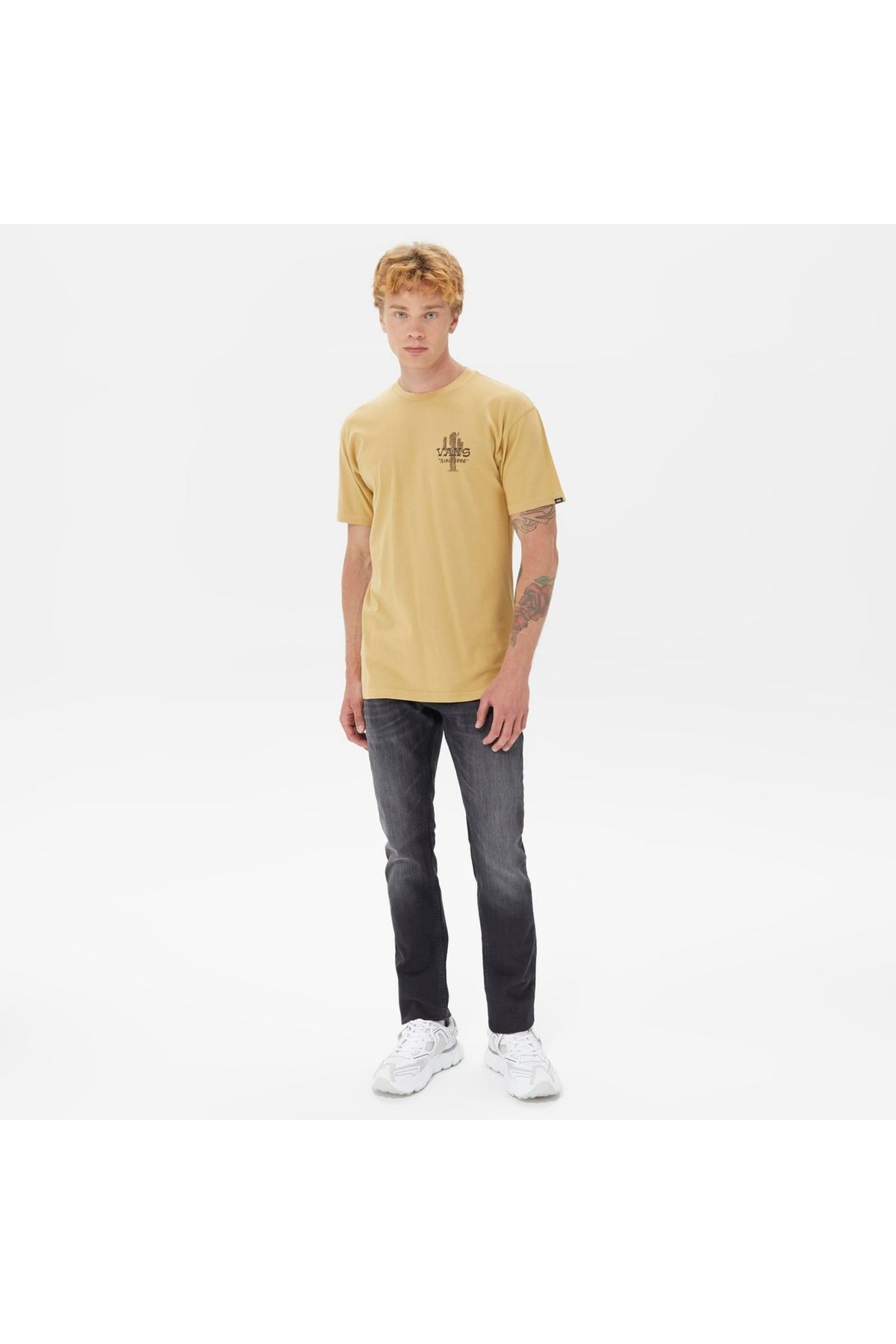 complete the look image