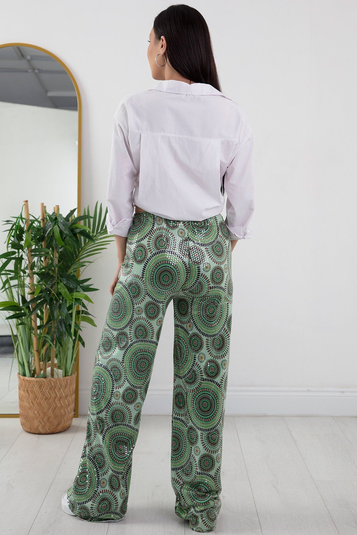 PULLIMM-ESP048 Model Sequin Elastic Waist Trousers 6