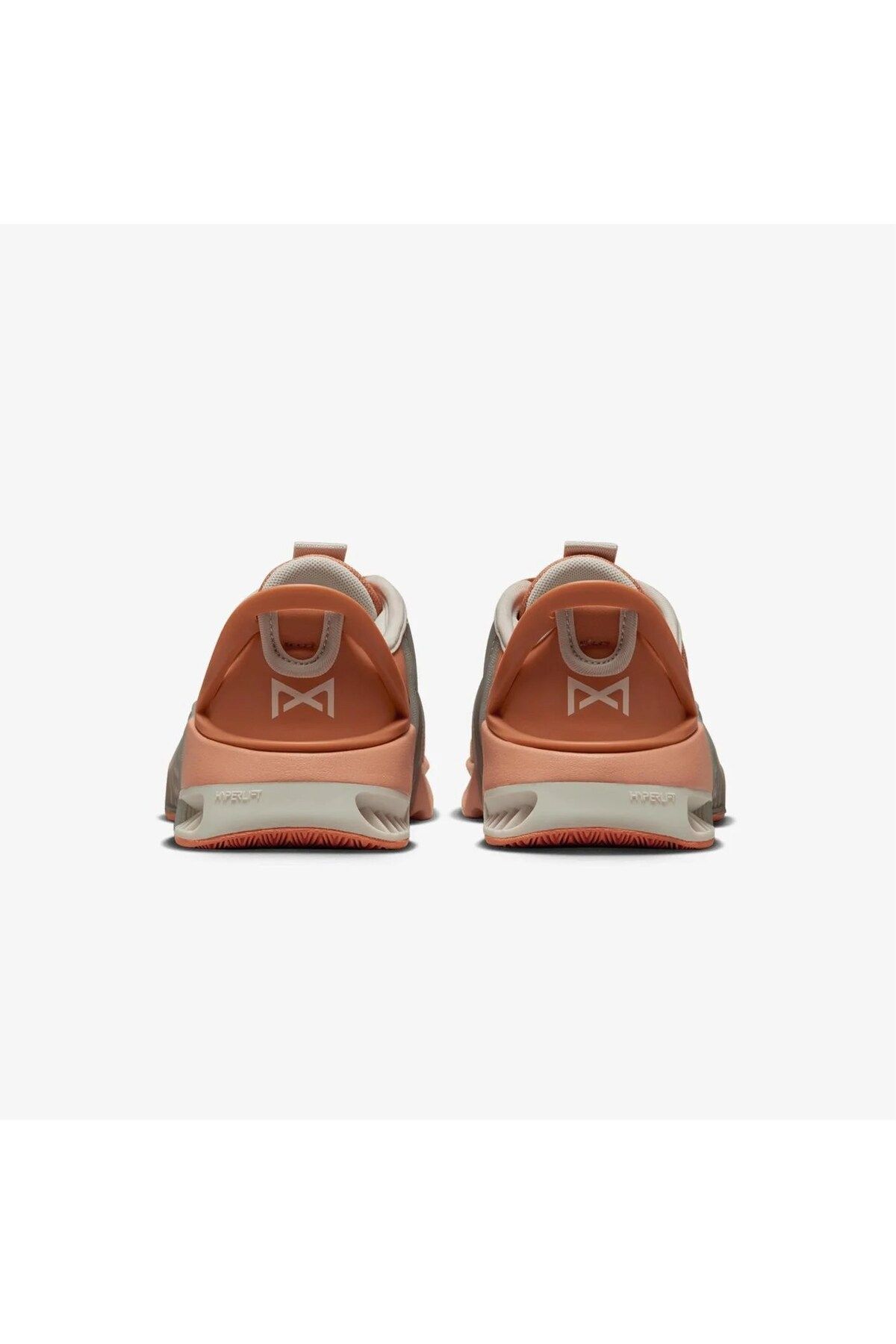 اسنیکر چند رنگ زنانه Metcon 9 در کفش ورزشی روزانه آسان است Nike