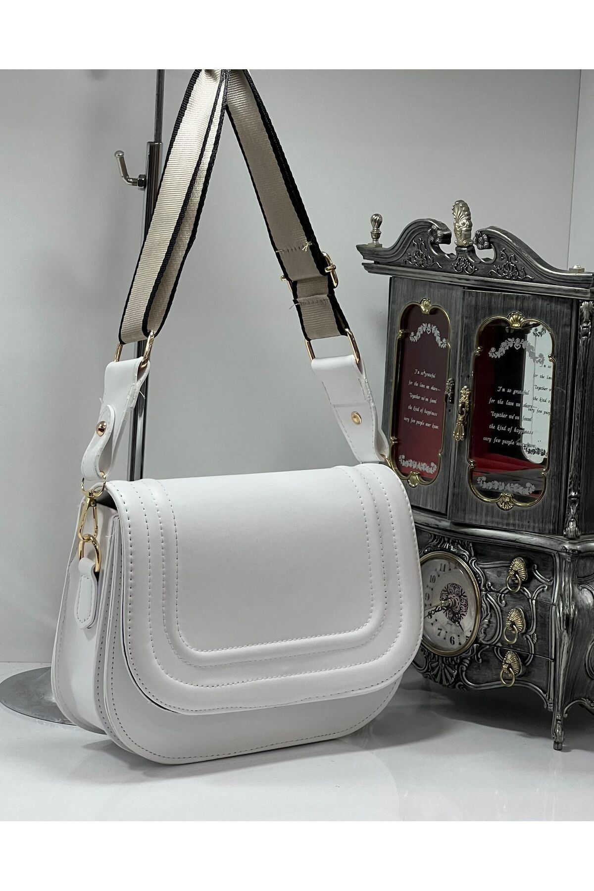 Badega-Canvas Strap Cover Bag| Stylish and Functional 1