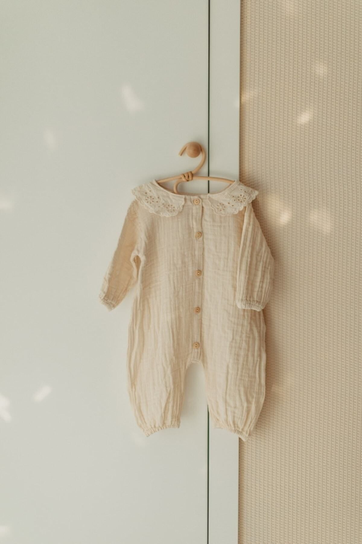yula kidstore Fisto Yaka Organik Müslin Bebek Tulumu (ÇORAP HEDİYELİ) fotoğrafı 3 (önizleme)