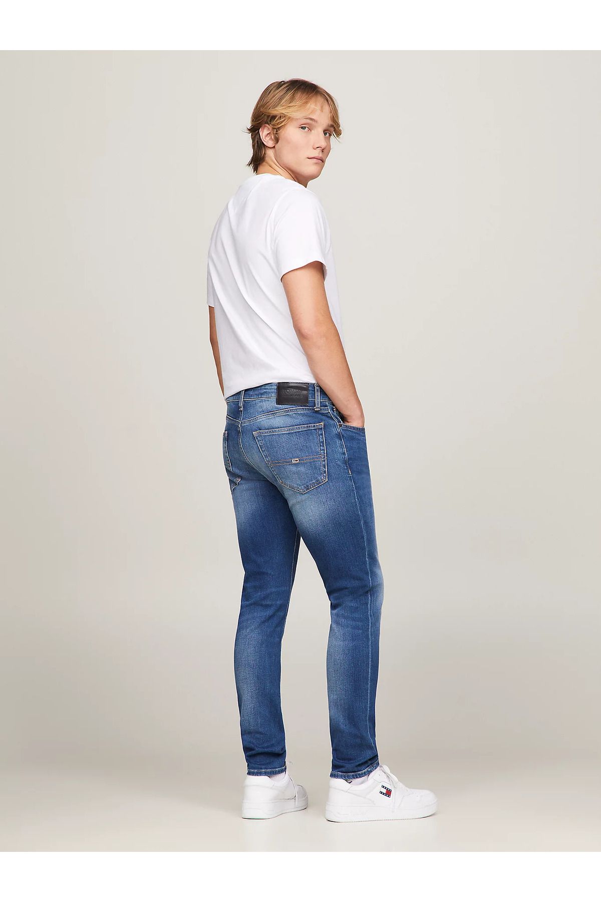 شلوار جین مردانه WMBS TAPERED AUSTTIN SLIM اورجینال Tommy Hilfiger