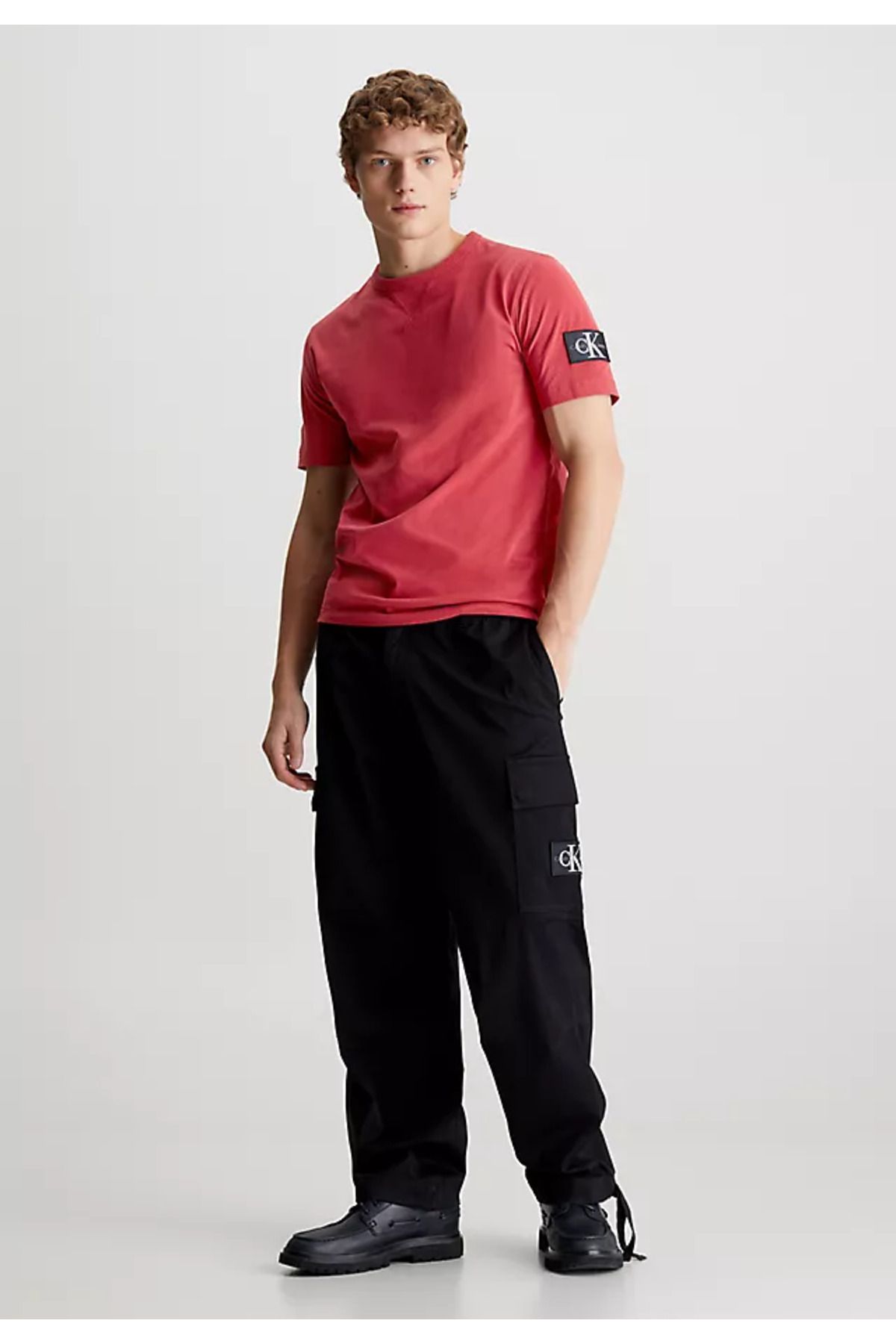 تی شرت قرمز مردانه ورود به مارک با بازوی T shirt Calvin Klein