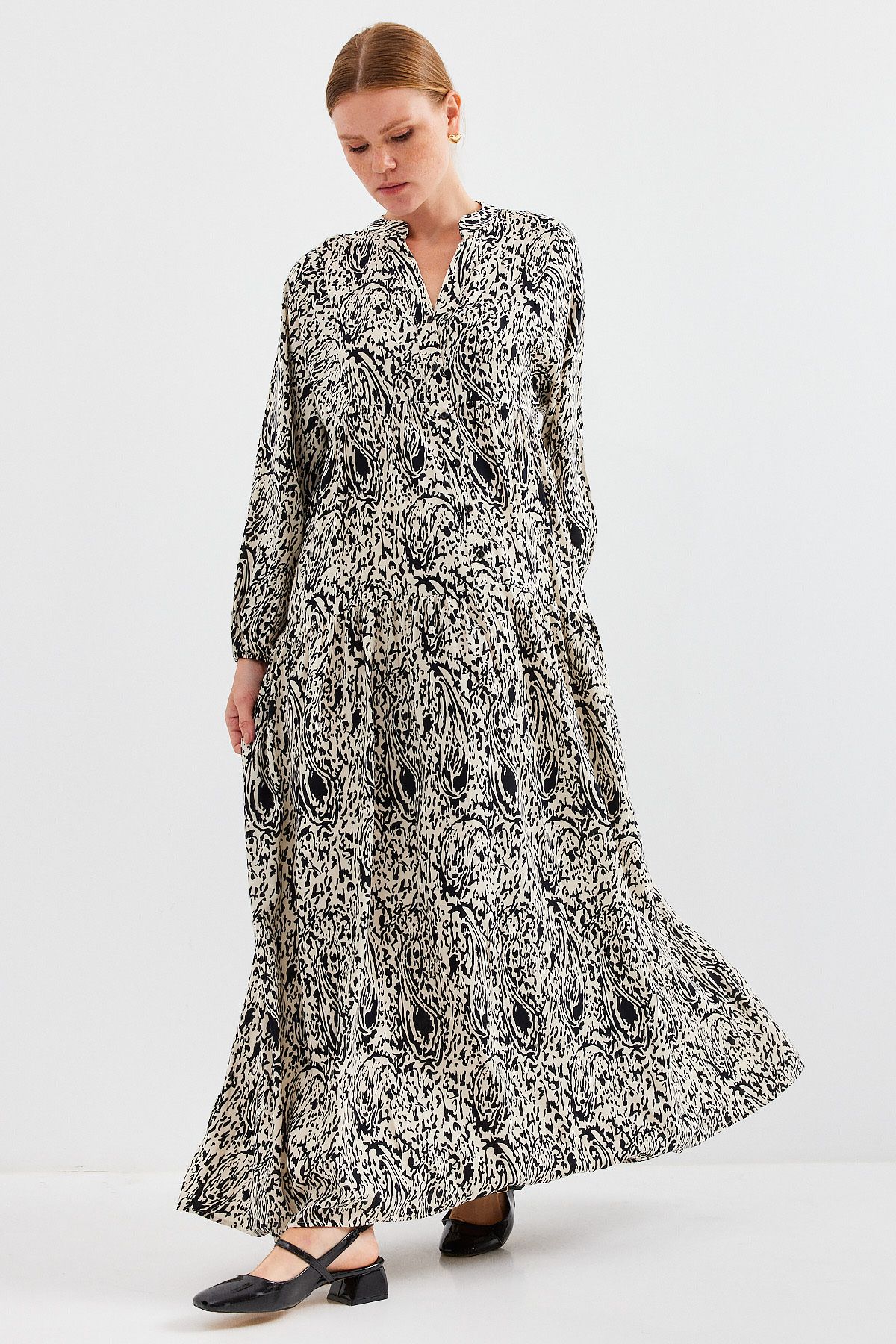 Bigdart-2423 Model Authentic Patterned Black Dress 1