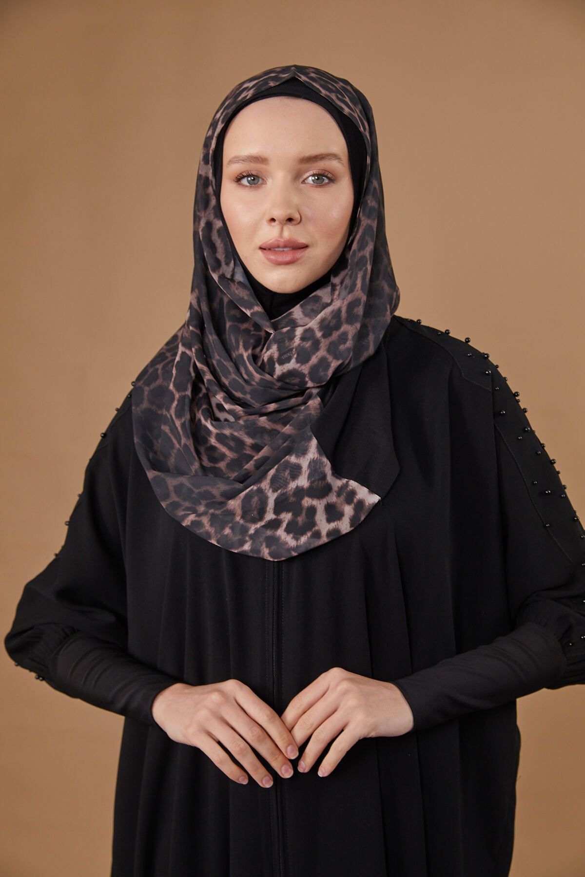 Differenza-Nirvana Dark Beige Shawl-Leopard Patterned Bonel 2
