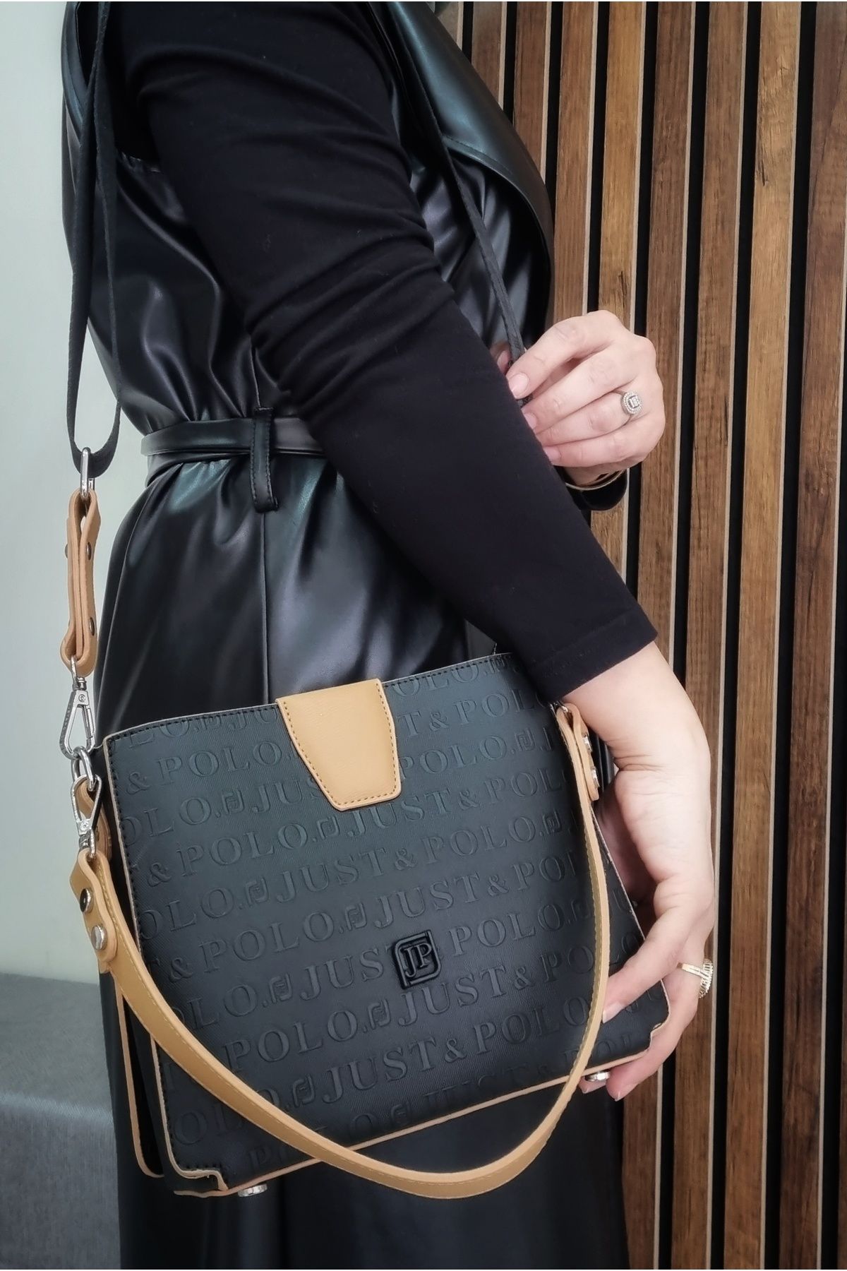 Just Polo Justpolo Women s Denim Mail Mailman Bag Multi Compartment Shoulder Bag for Women price in Dubai UAE Compare Prices