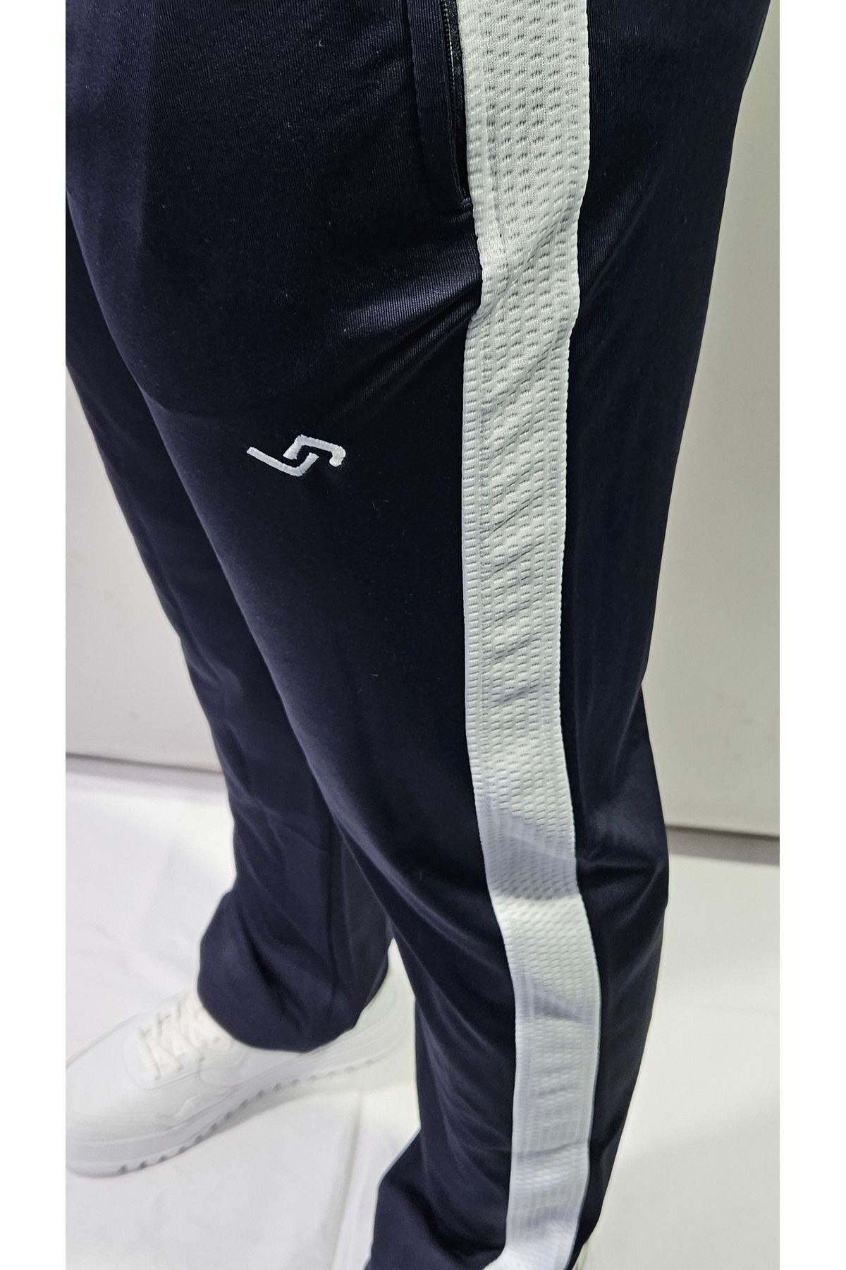 Sweatpants navy sales