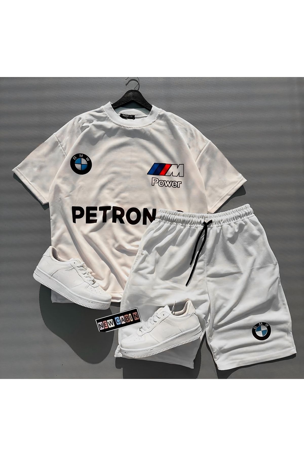 NewCabin-طقم شورت كريمي للموسم الجديد كبير الحجم "BMW PETRONAS" مطبوع عليه تي شيرت قطني أبيض 1